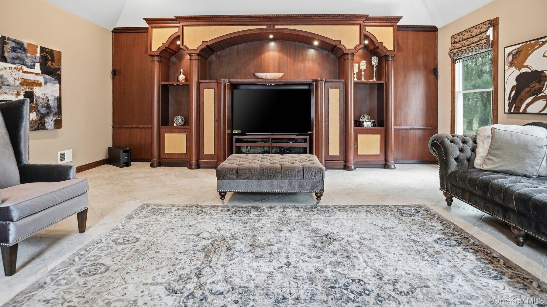 131 Malloy Drive — photo 9