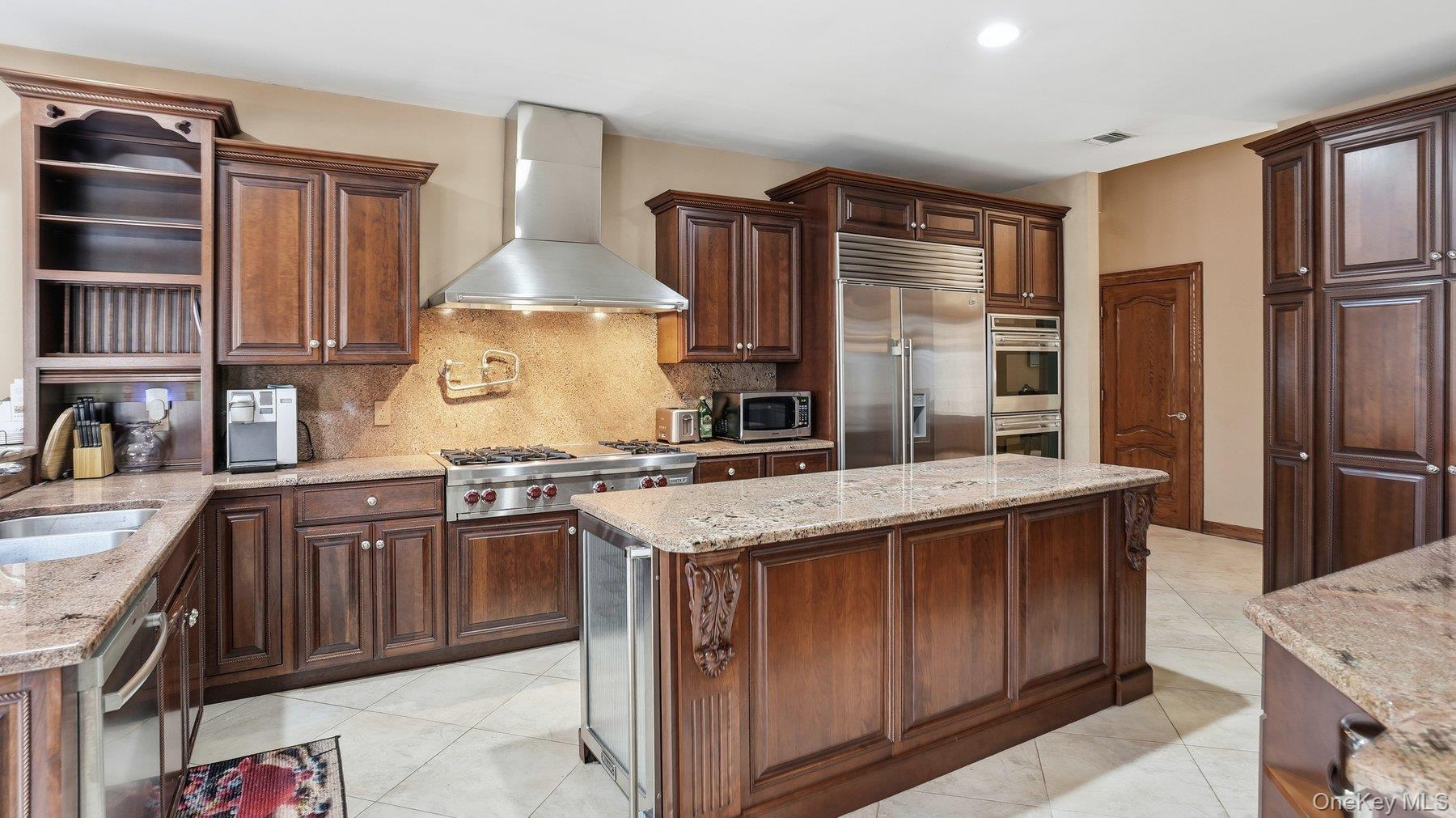 131 Malloy Drive — photo 10