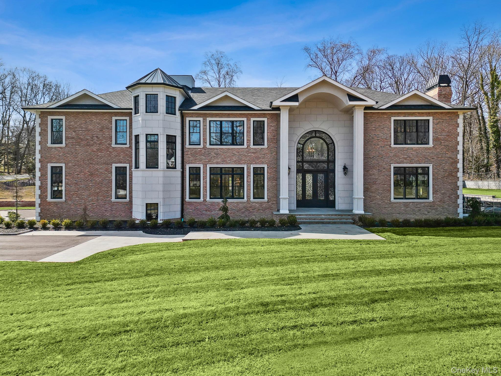 24 Landview Drive, Dix Hills
