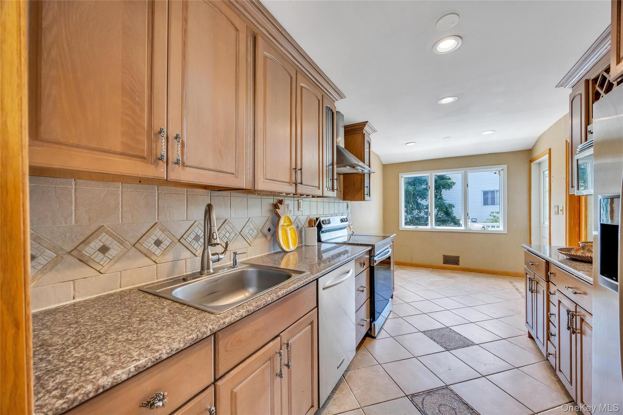 2 Valley Greens Drive — photo 12