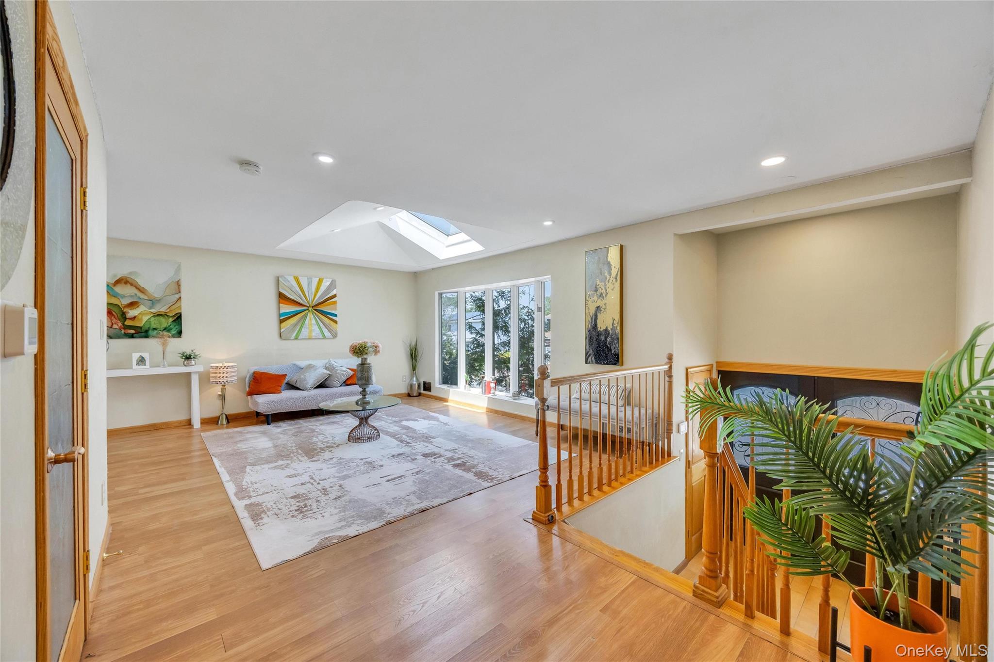 2 Valley Greens Drive — photo 4