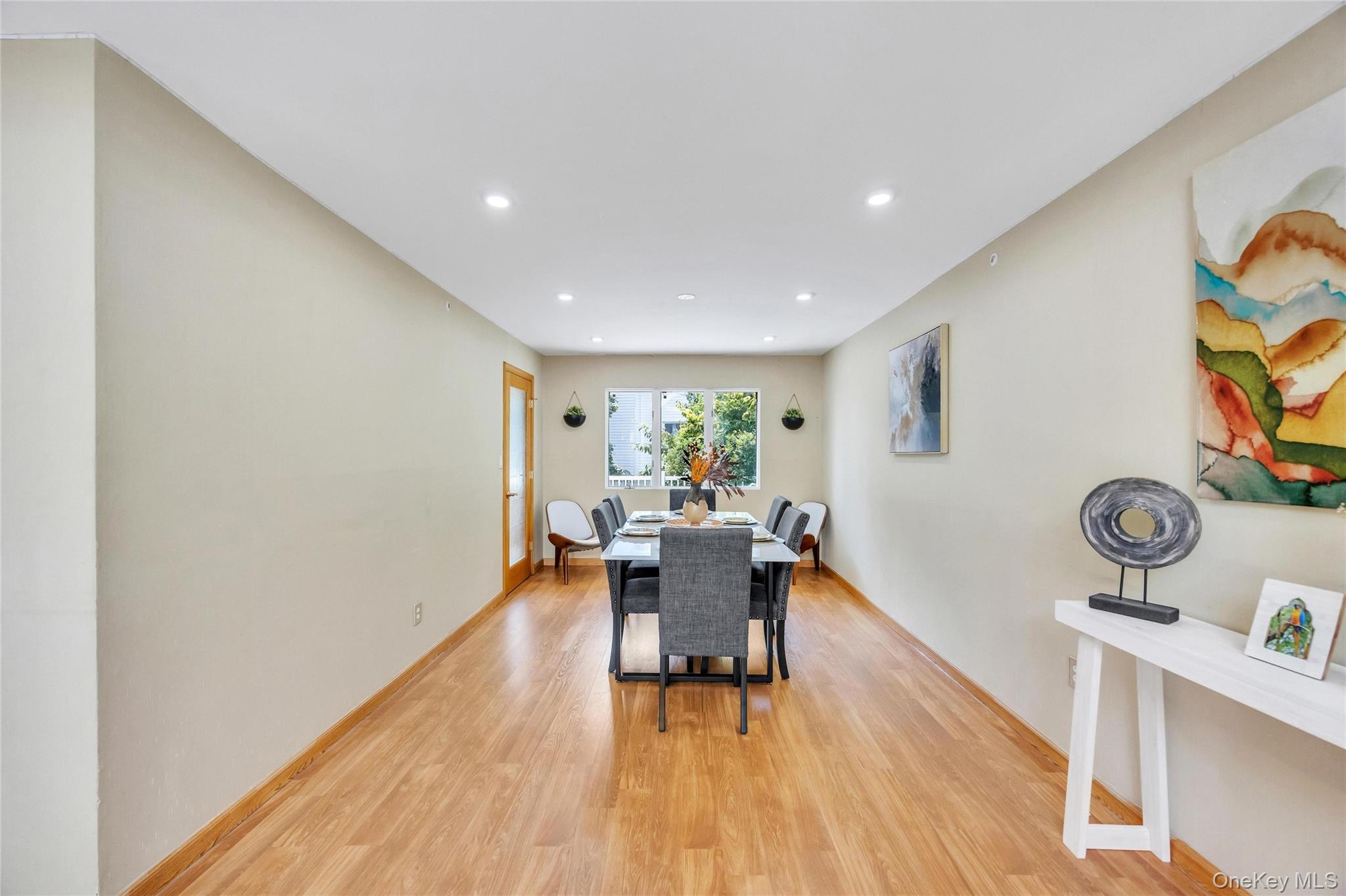 2 Valley Greens Drive — photo 8
