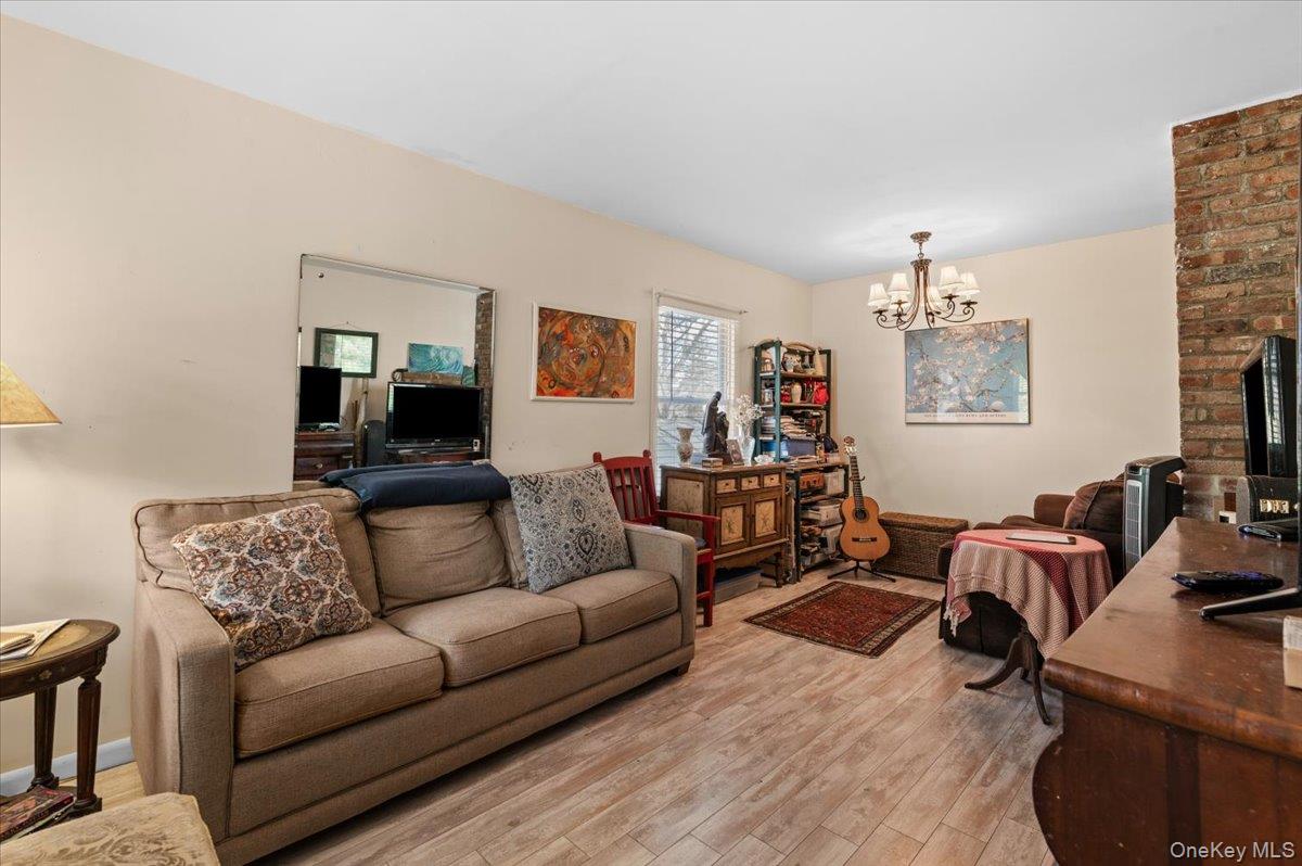 41 Lakeside Drive — photo 4