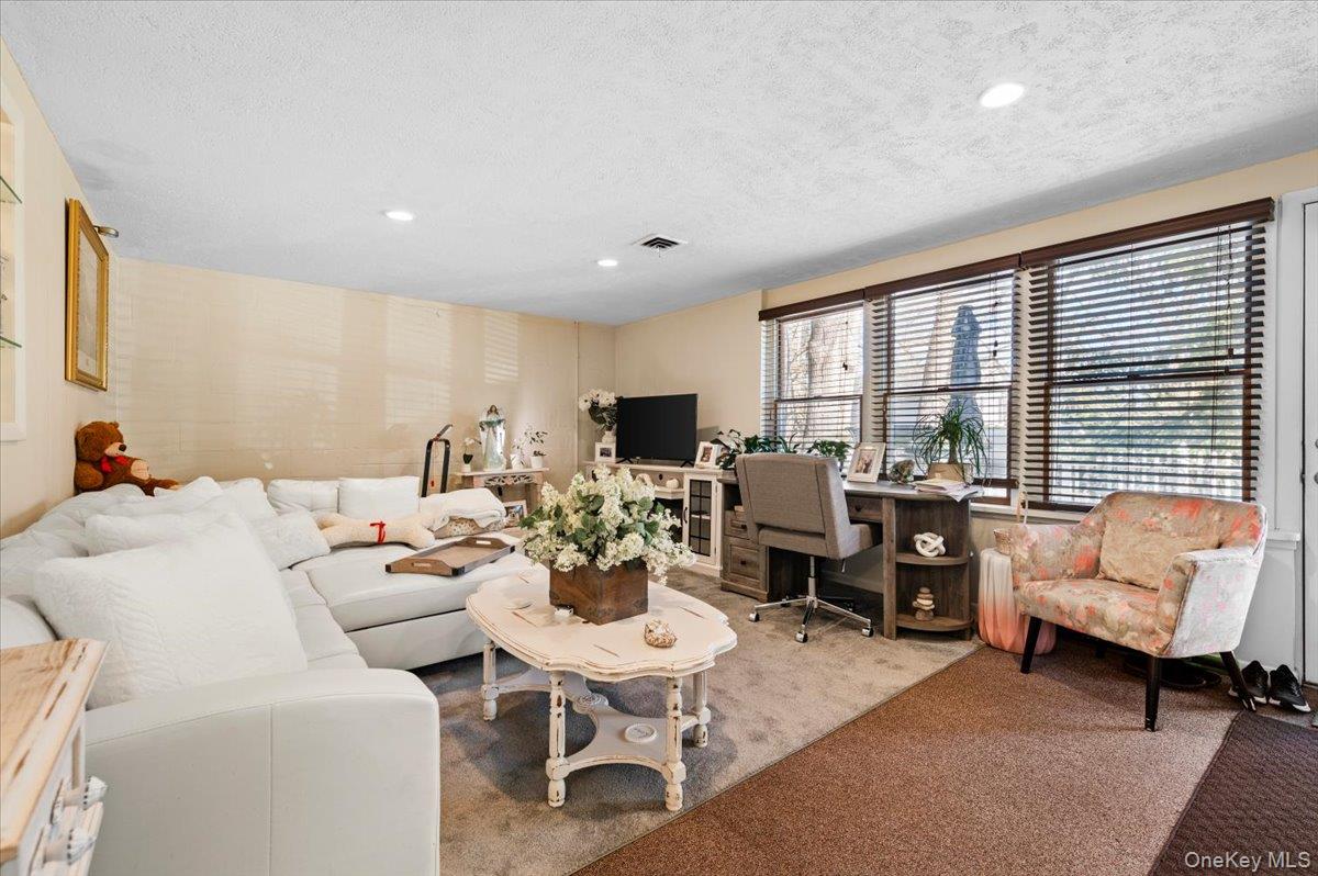 41 Lakeside Drive — photo 10