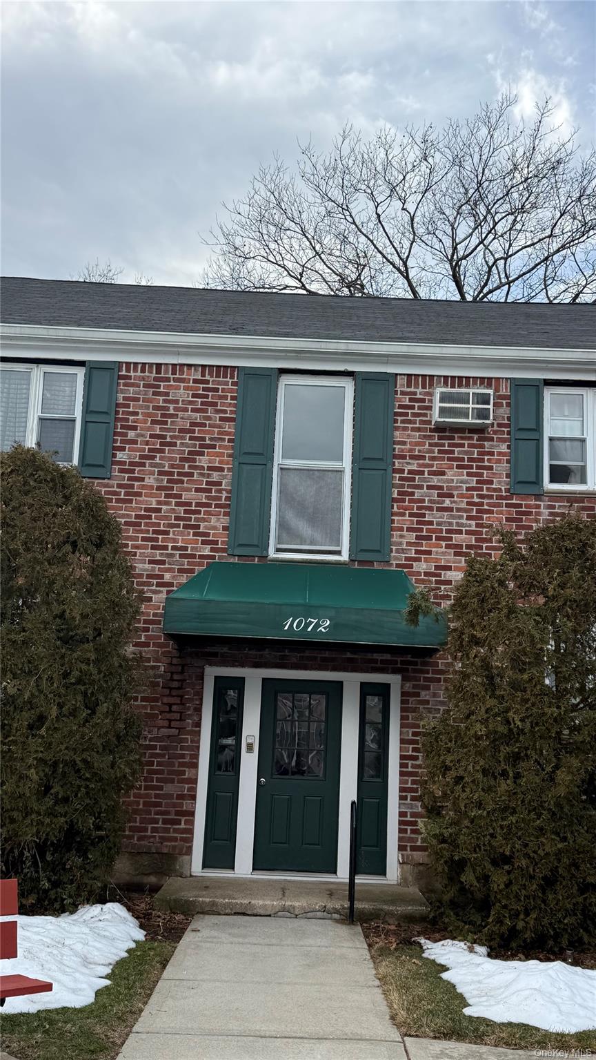 1072 Fenwood Drive #4, Valley Stream