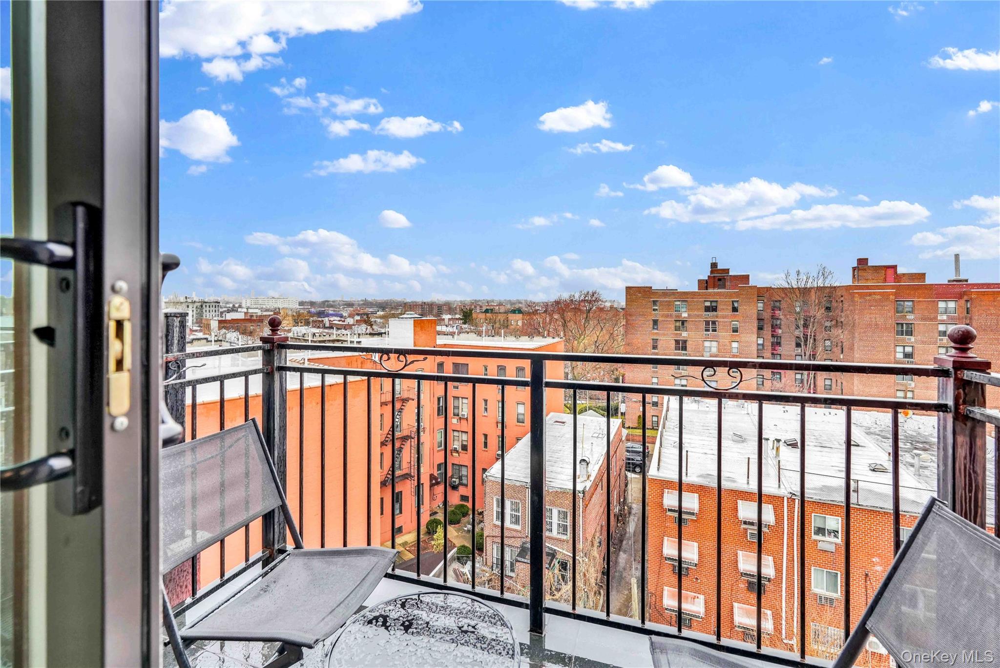 65-27 Roosevelt Ave — photo 12