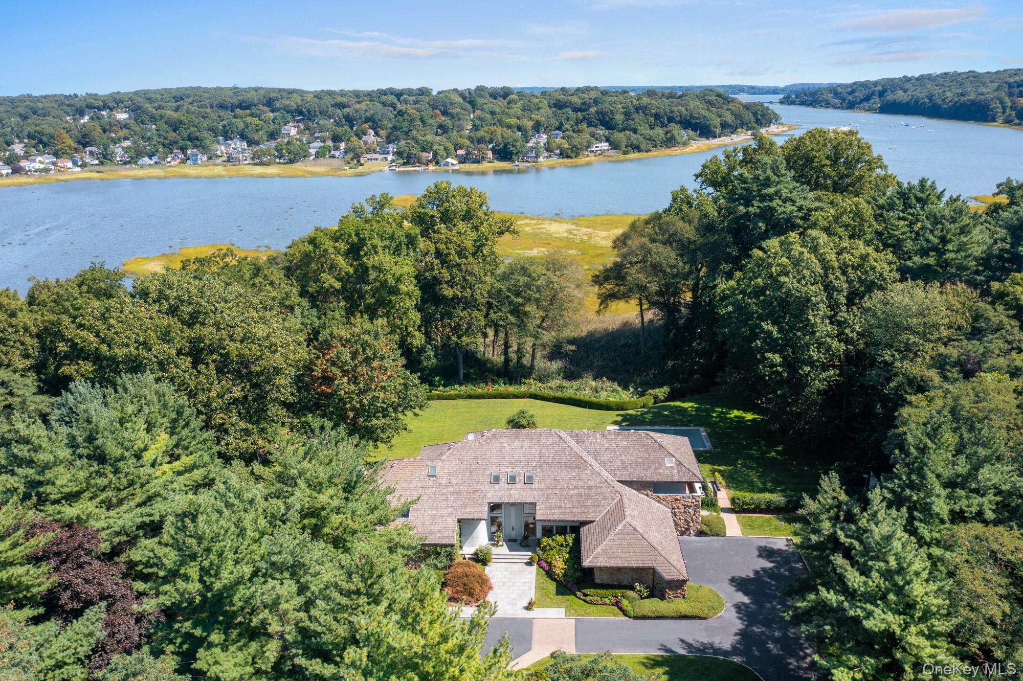 8 Mill Pond Lane