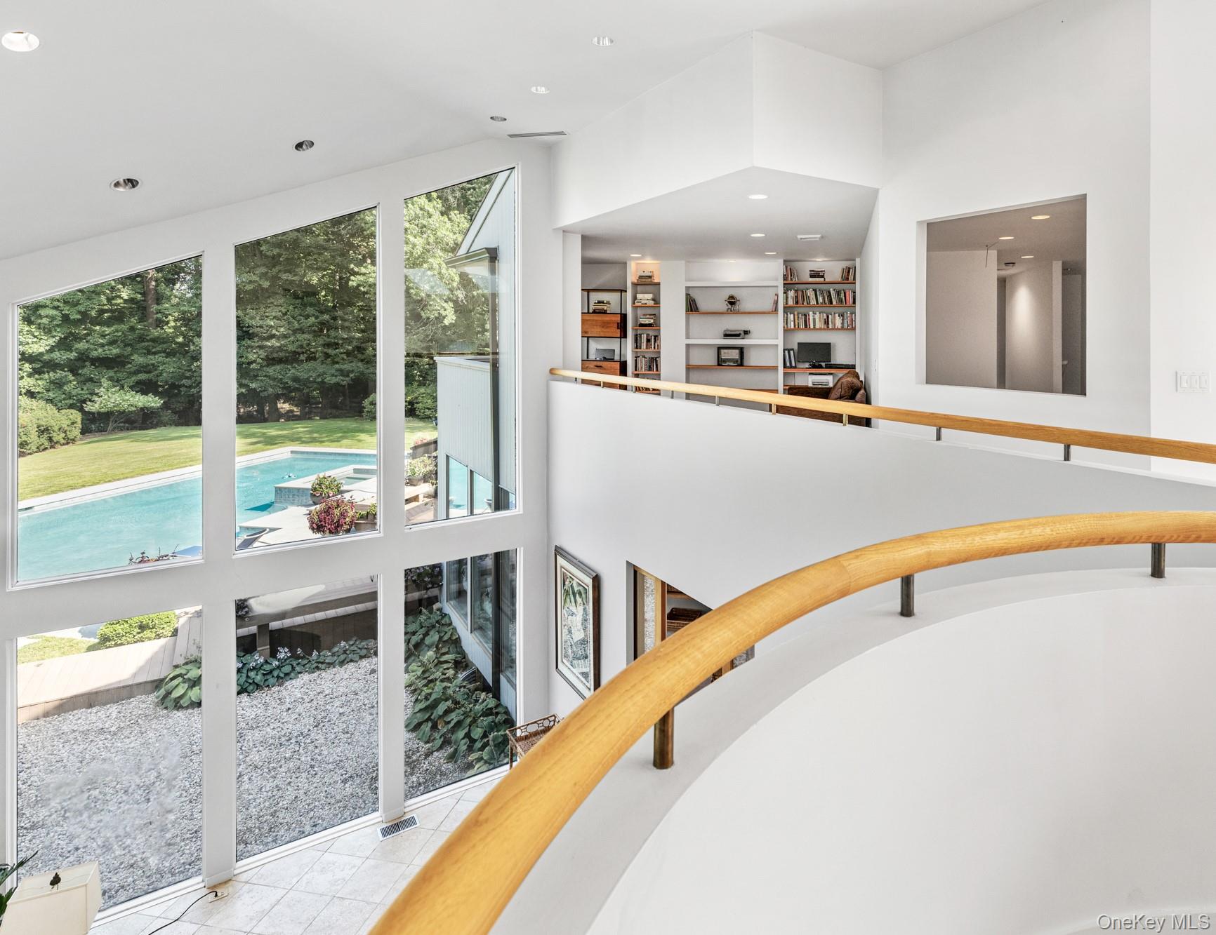8 Mill Pond Lane — photo 19