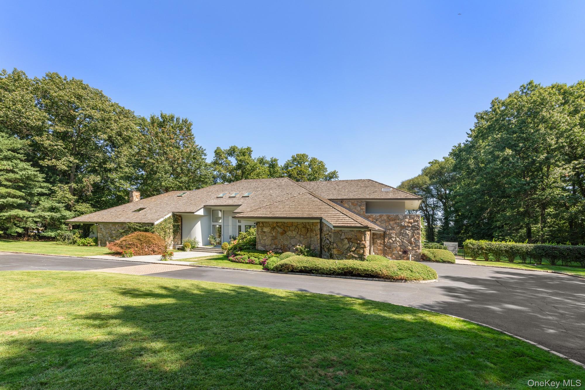 8 Mill Pond Lane — photo 2