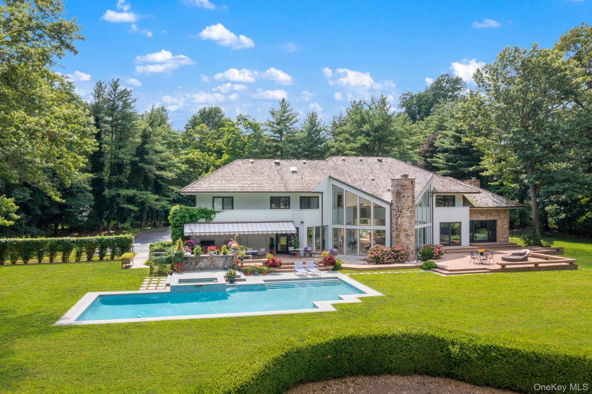 8 Mill Pond Lane — photo 32