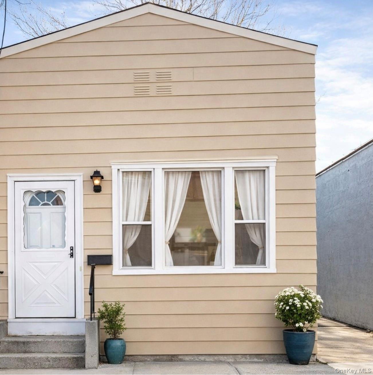 103 Meacham Avenue, Elmont