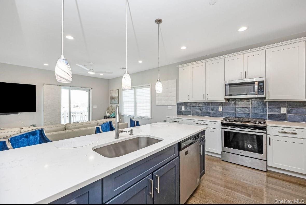 718 Guy Lombardo Avenue — photo 16