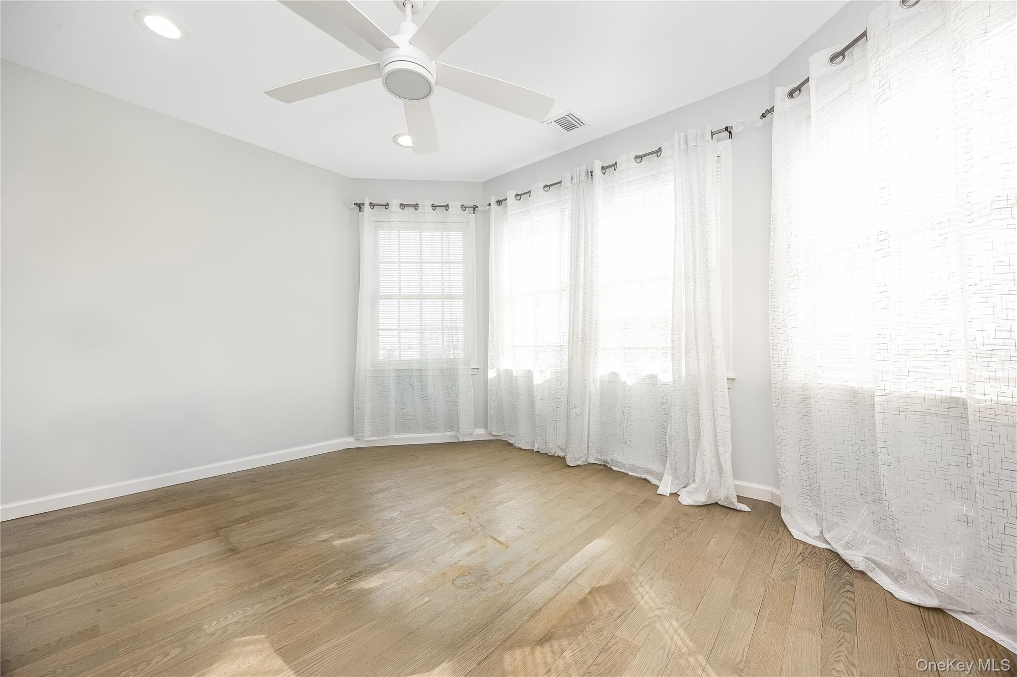 718 Guy Lombardo Avenue — photo 21