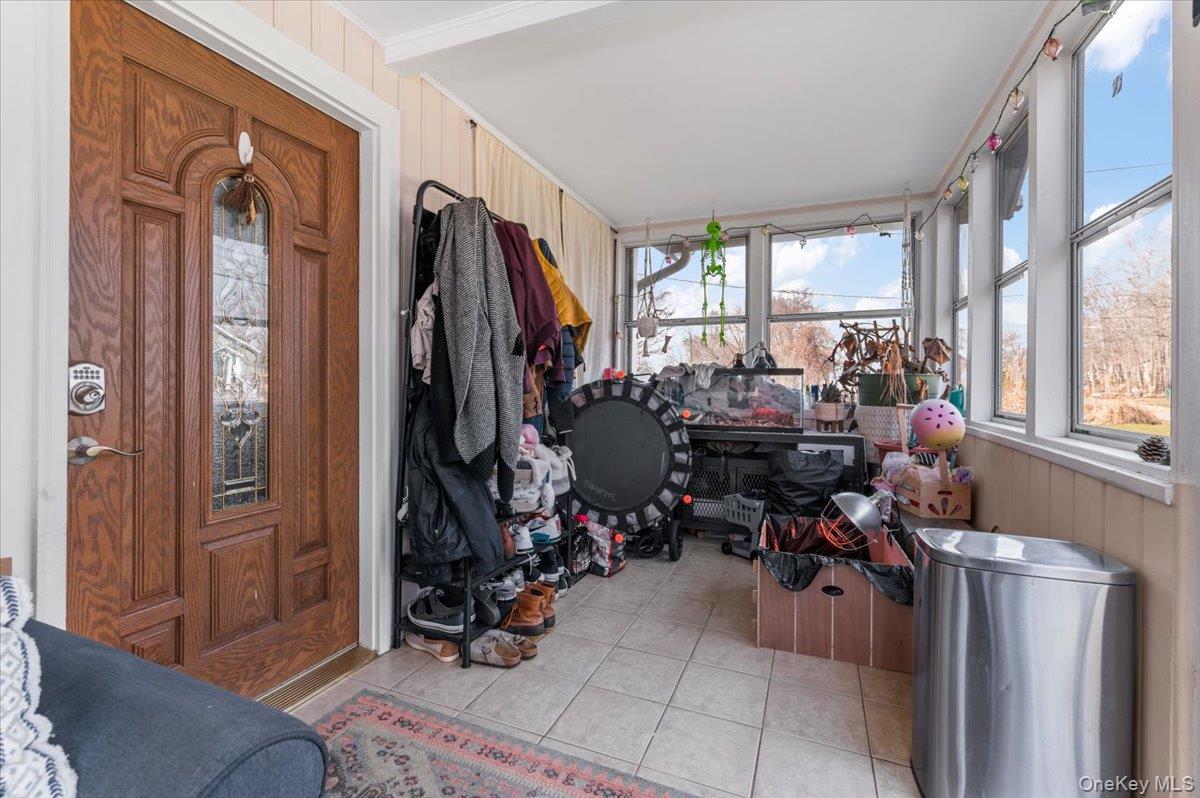 42 Moriches Drive — photo 6
