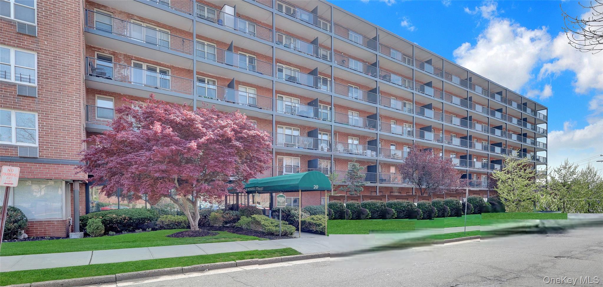 20 Wendell Street #26E, Hempstead