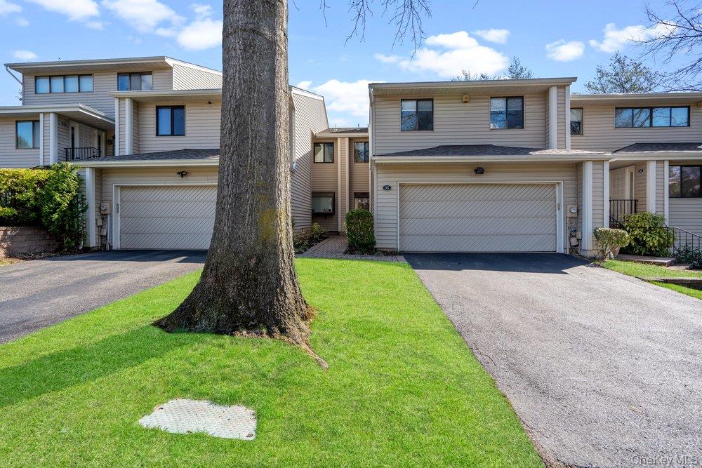 35 Chestnut Lane — photo 3