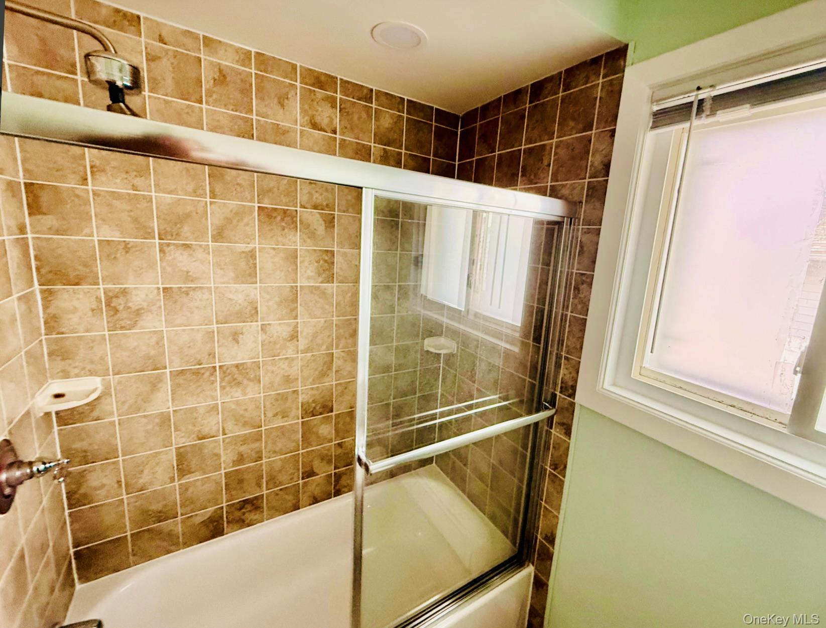 43 Johnson Avenue — photo 25