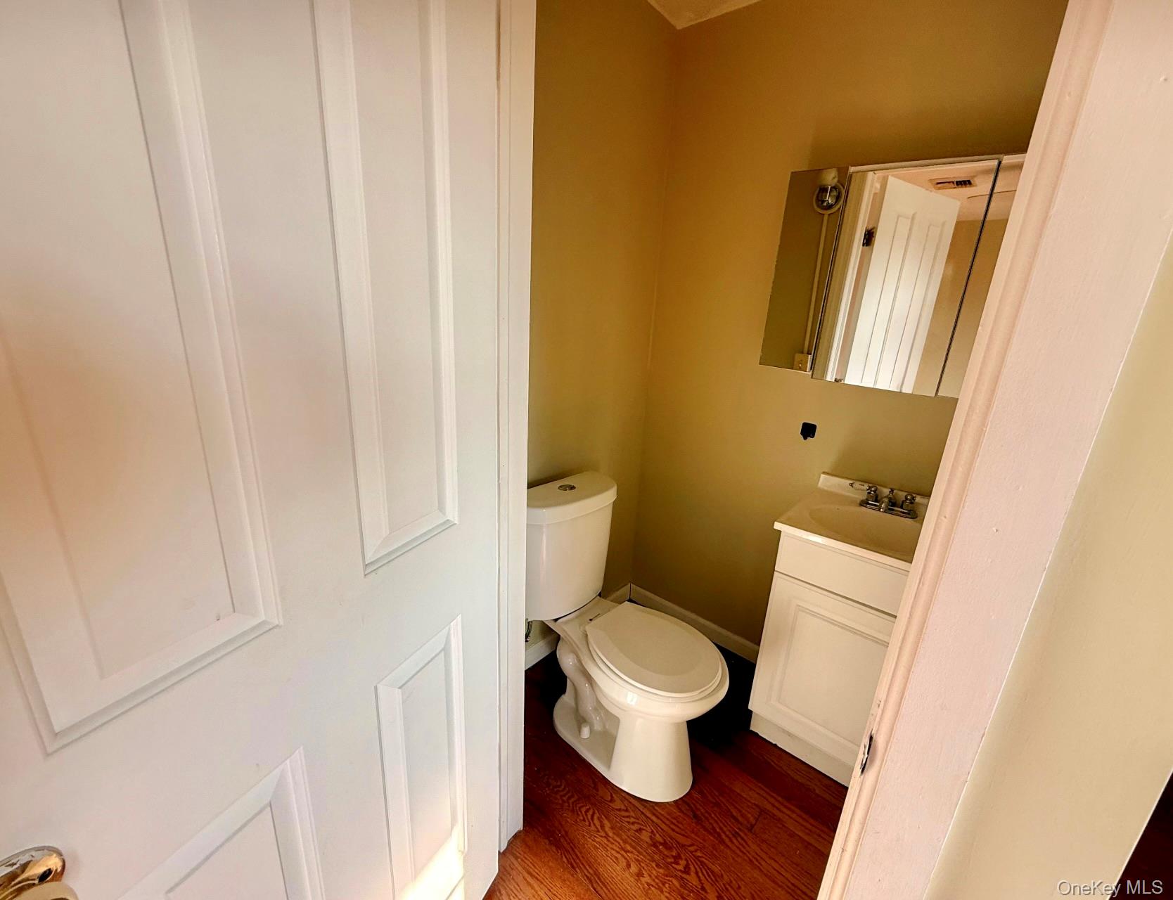 43 Johnson Avenue — photo 4