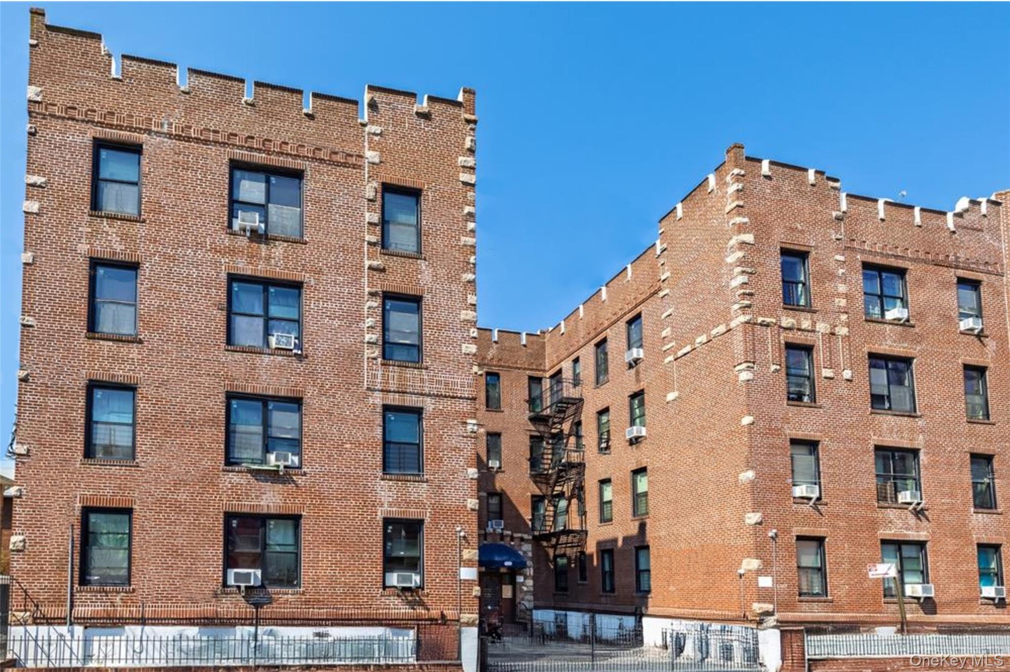 910 Dinsmore Avenue, Far Rockaway