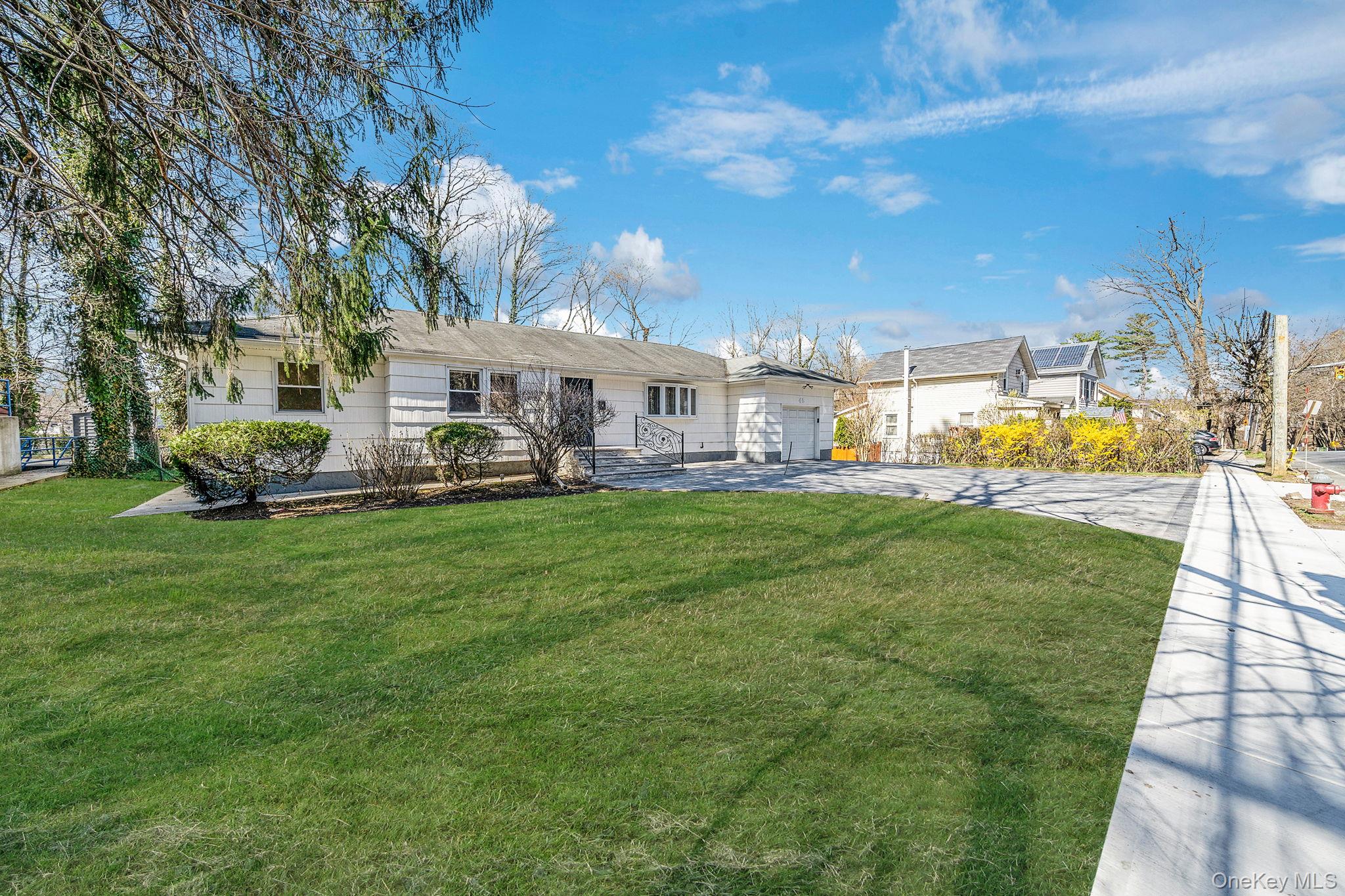 45 Roslyn Road — photo 3