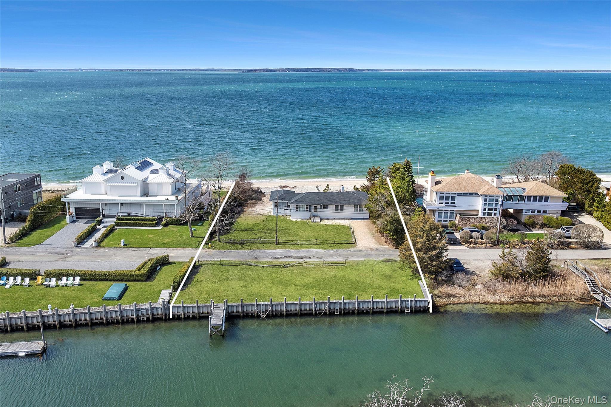 21 Shore Drive, Southampton