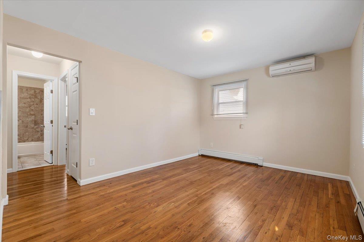 10 Maple Road — photo 11