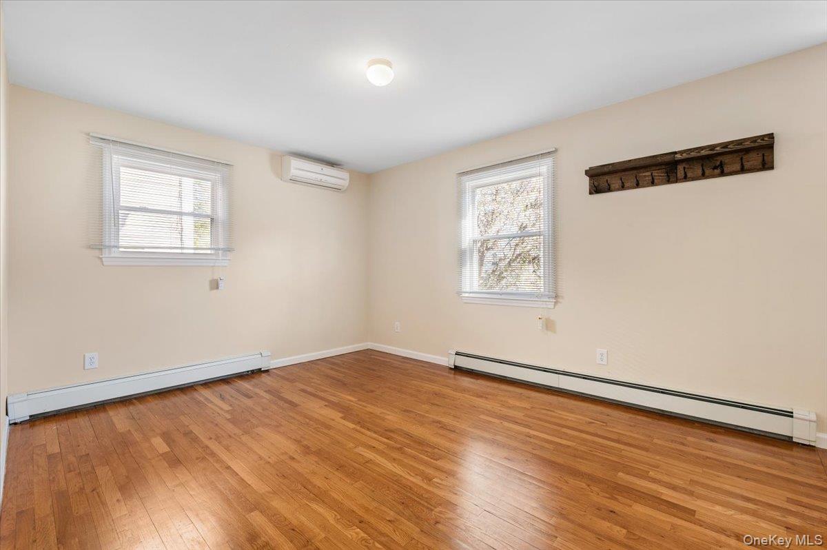 10 Maple Road — photo 12