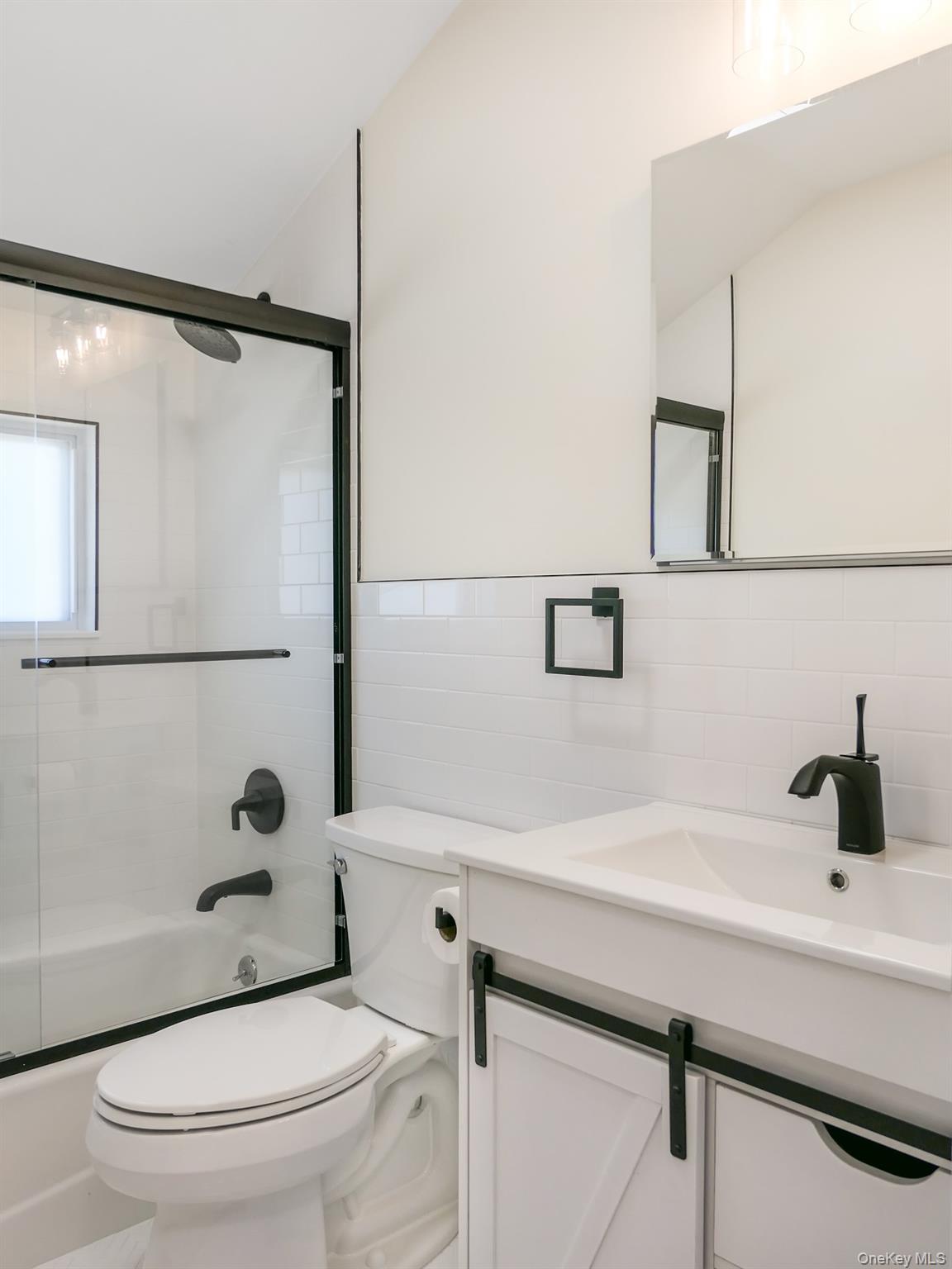 651 Americus Avenue — photo 13