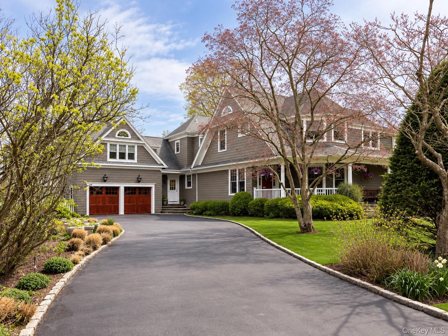 16 Middle Drive — photo 2