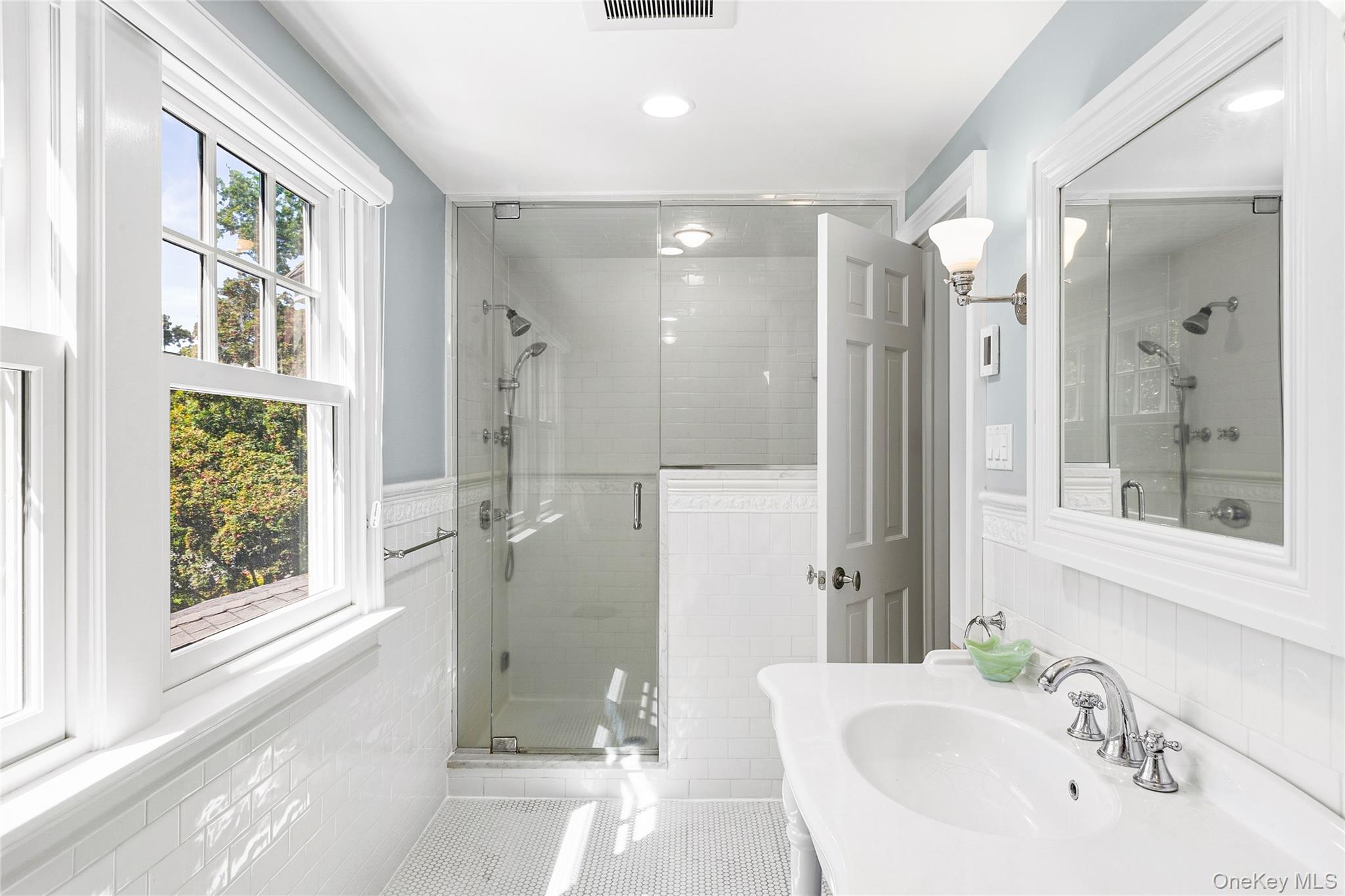 16 Middle Drive — photo 23