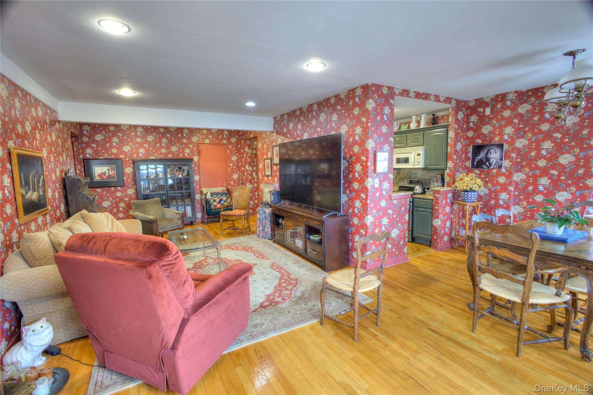 75 Middle Neck Road #4-G — photo 7