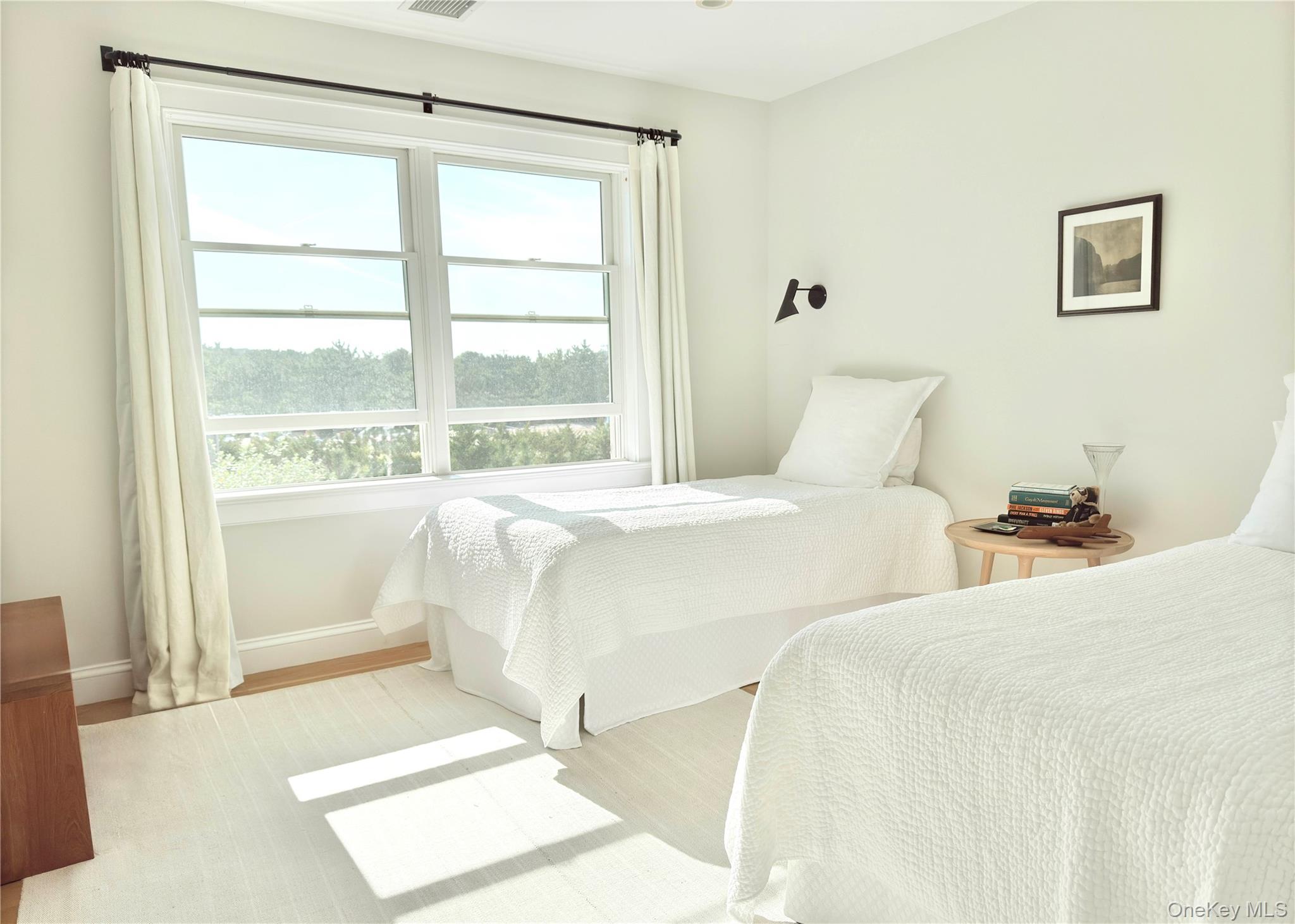 162 Dune Road — photo 15