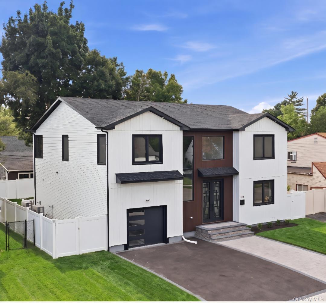 182 Friends Lane — photo 3