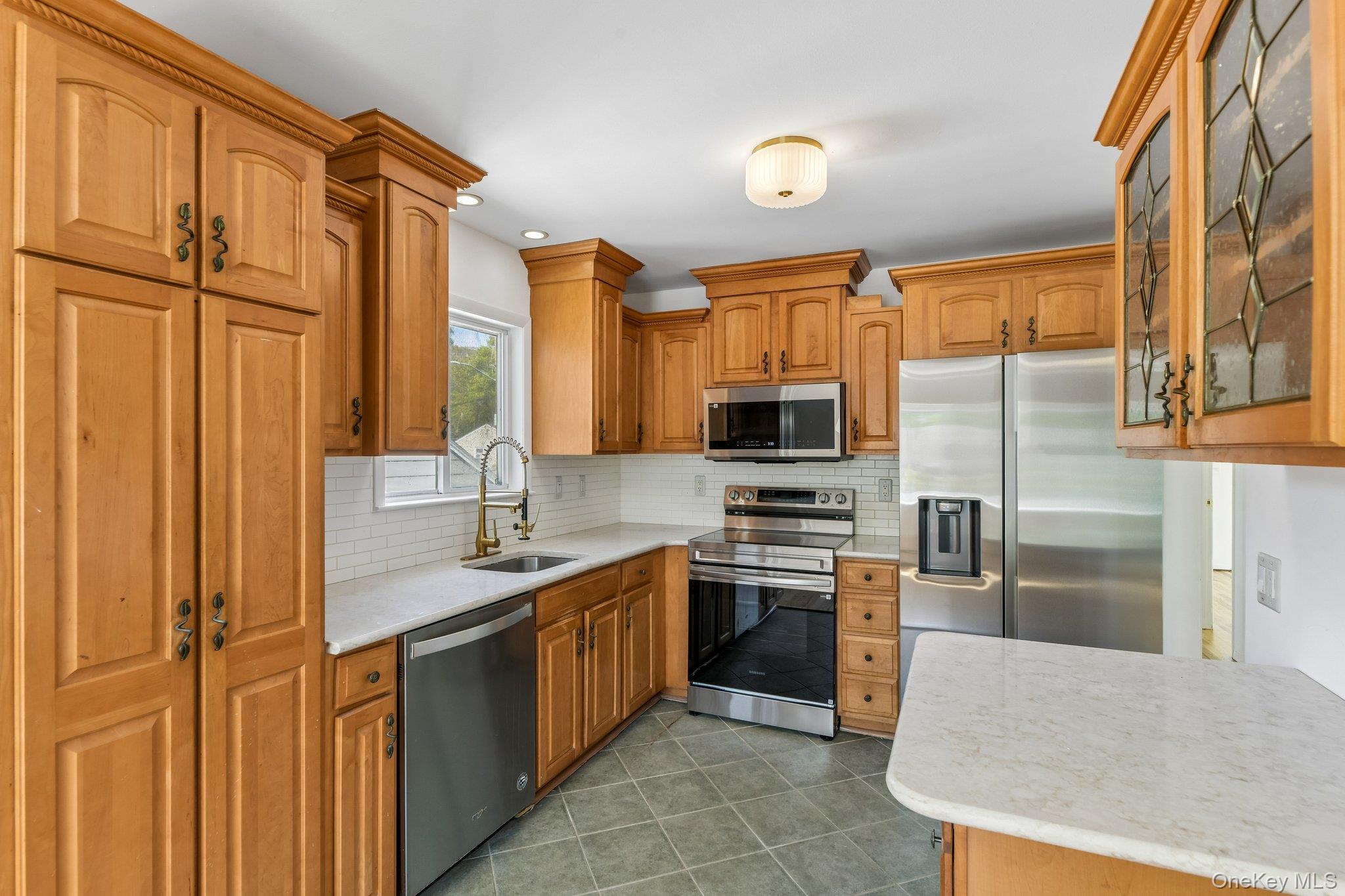 37 Harper Street — photo 16