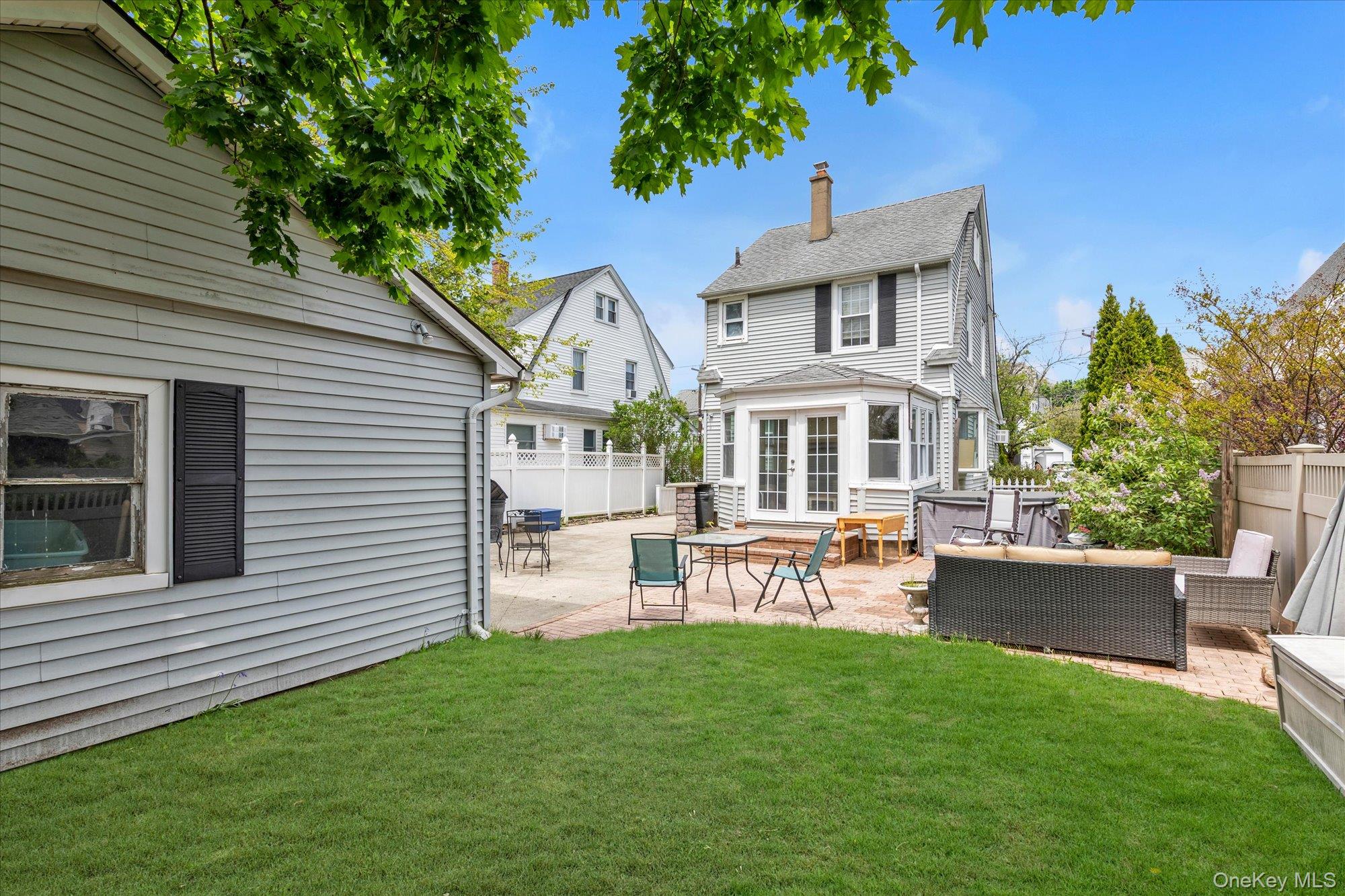 52 Syracuse Street — photo 14