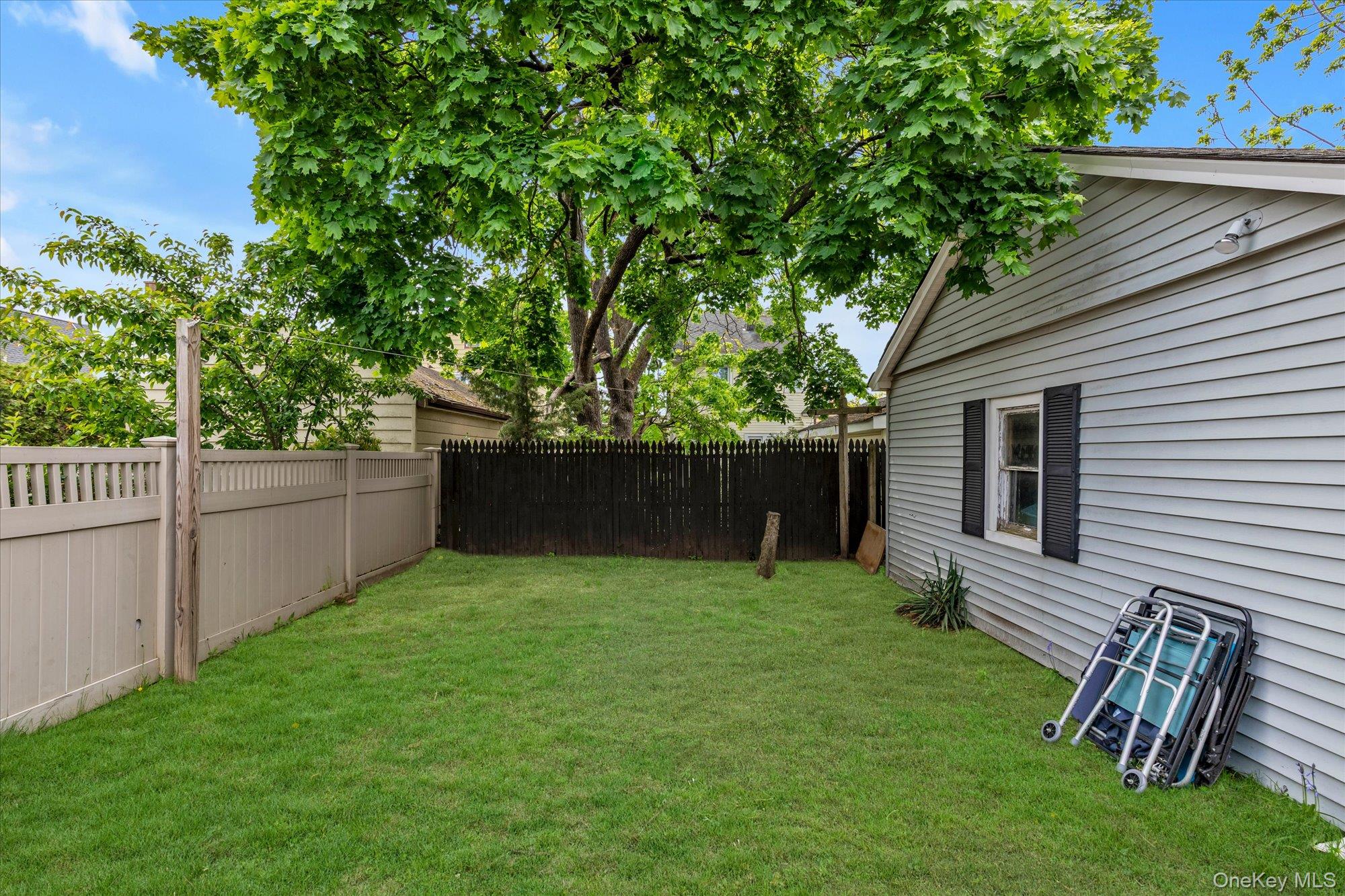 52 Syracuse Street — photo 15