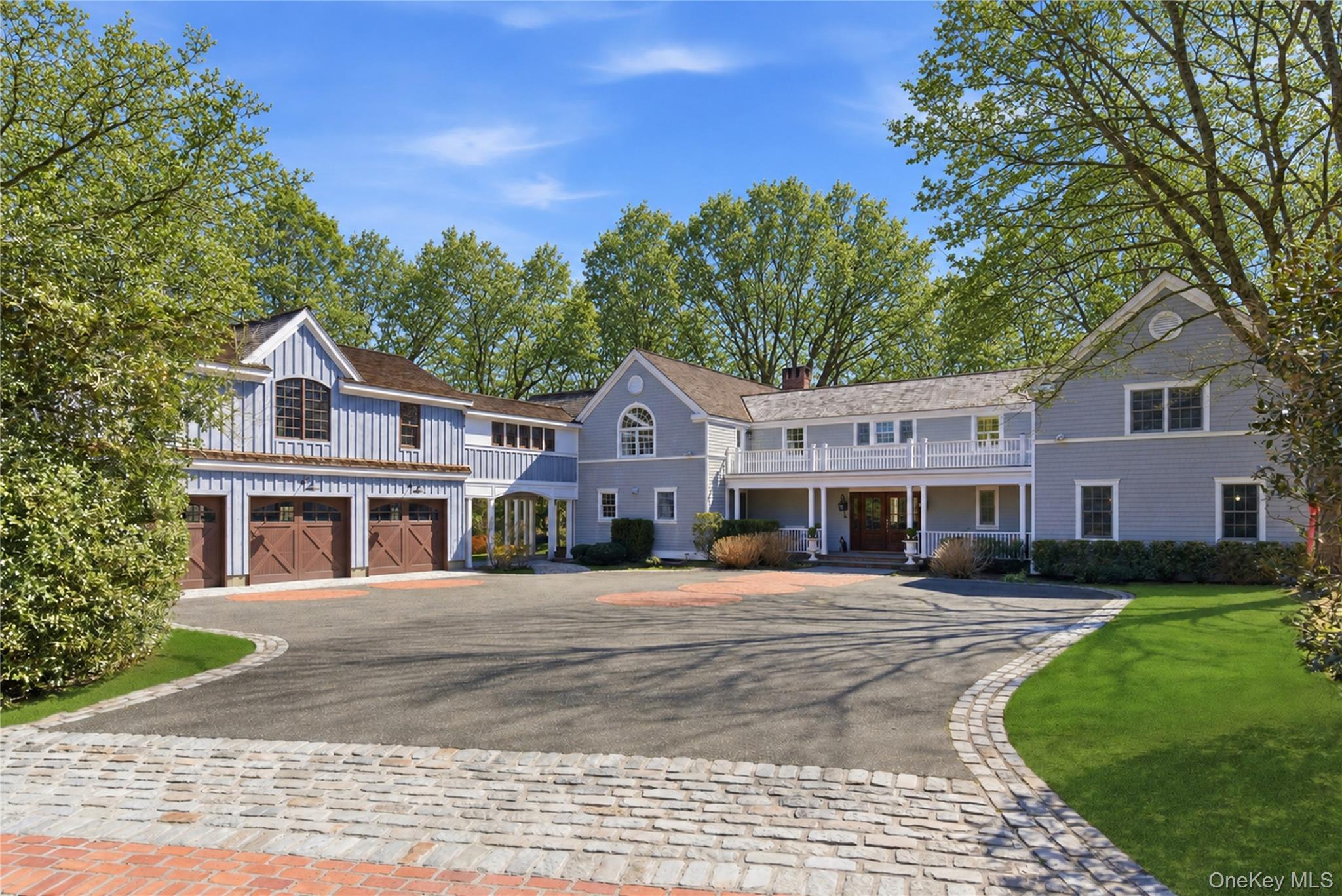 395 Neck Road, Lloyd Harbor