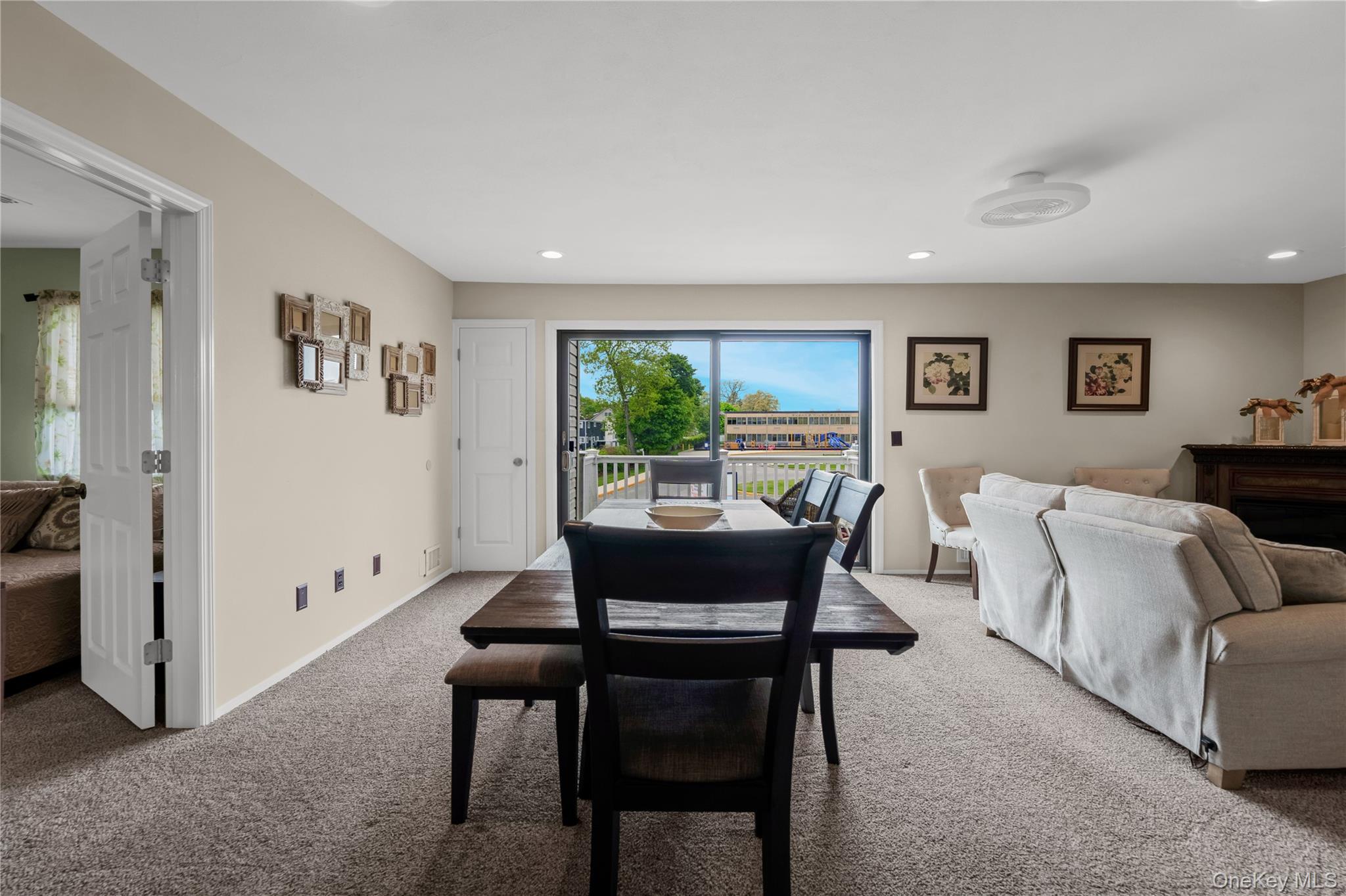 41 Cambridge Drive — photo 4