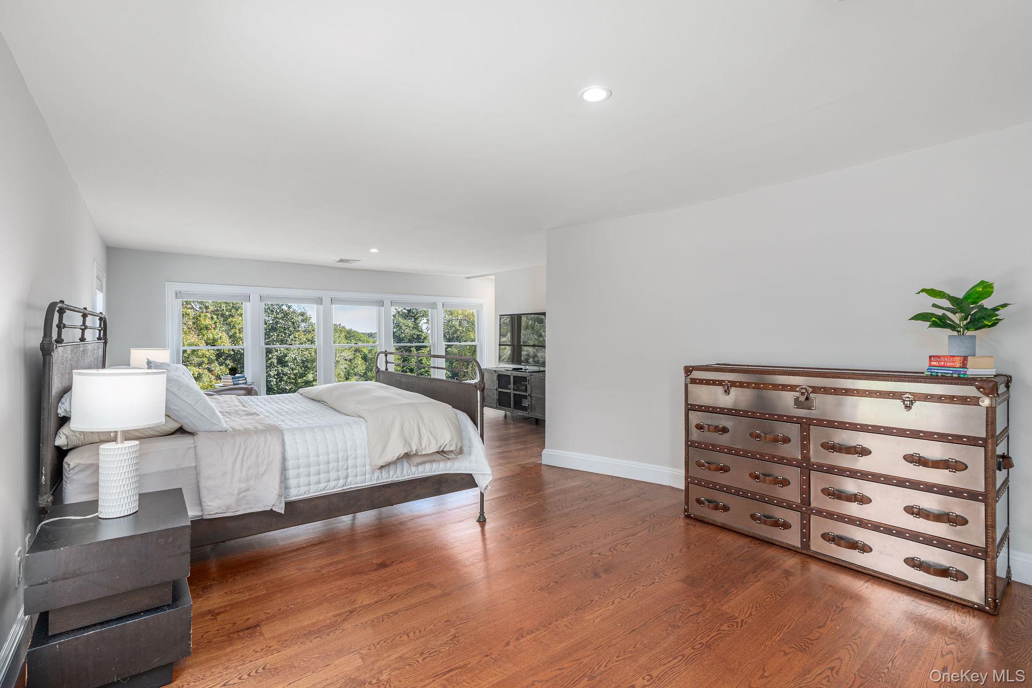 58 Tiana Road — photo 19