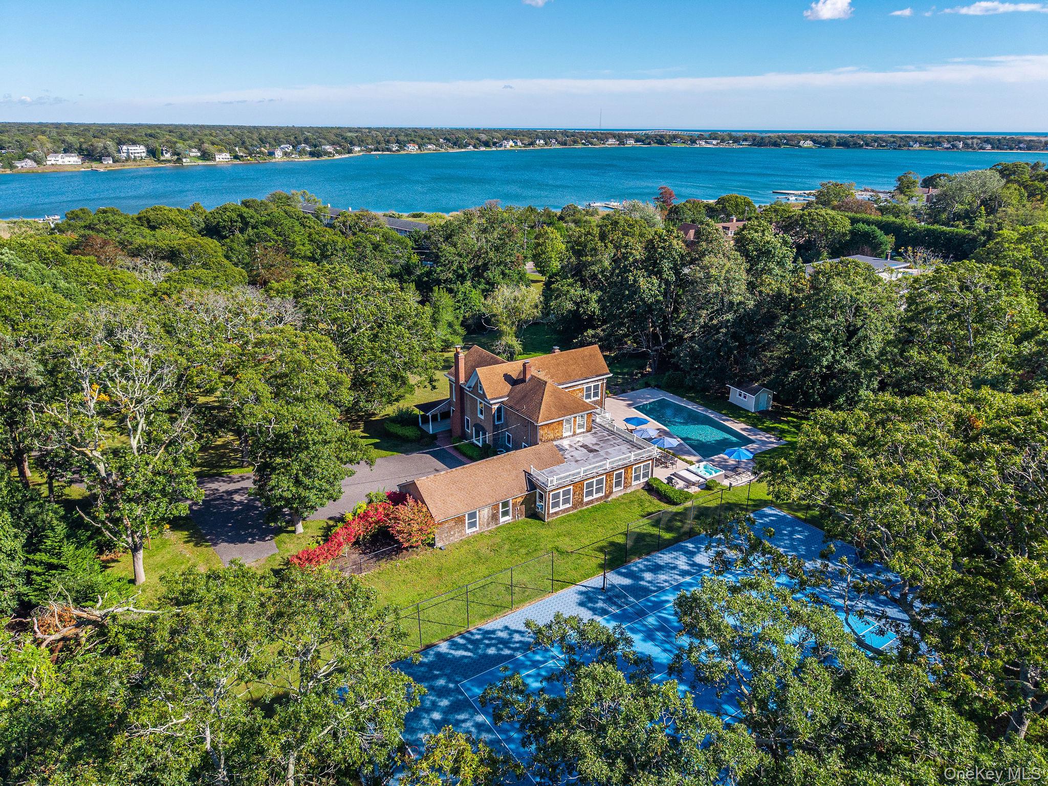 58 Tiana Road, Hampton Bays