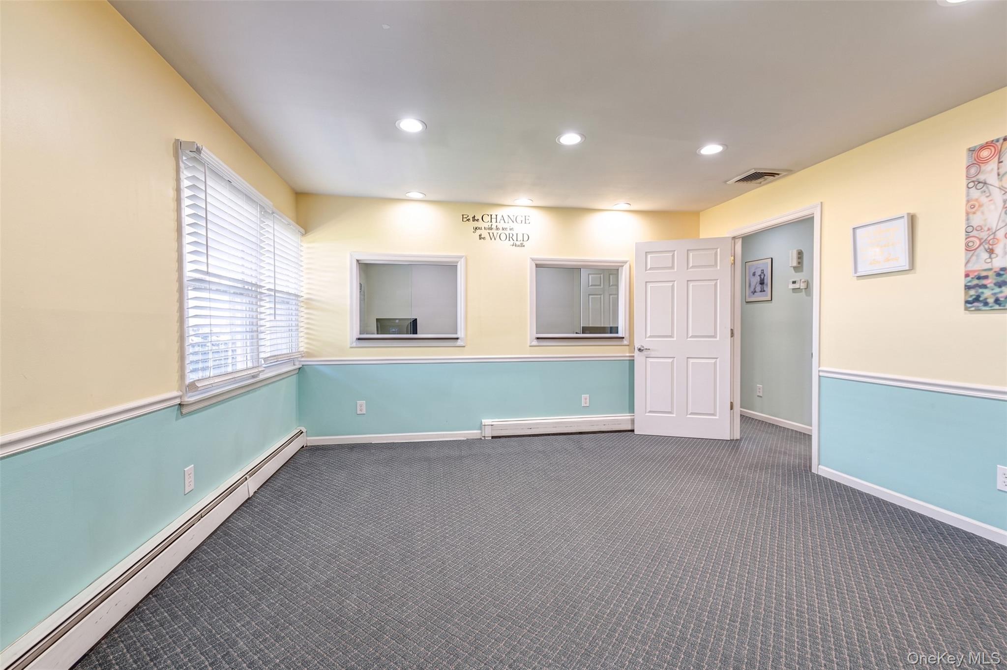 3250 Sunrise Highway — photo 3