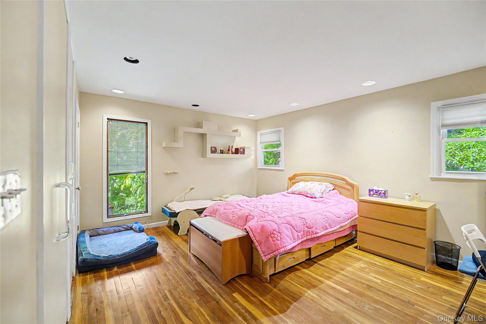 105 Serpentine Lane — photo 13