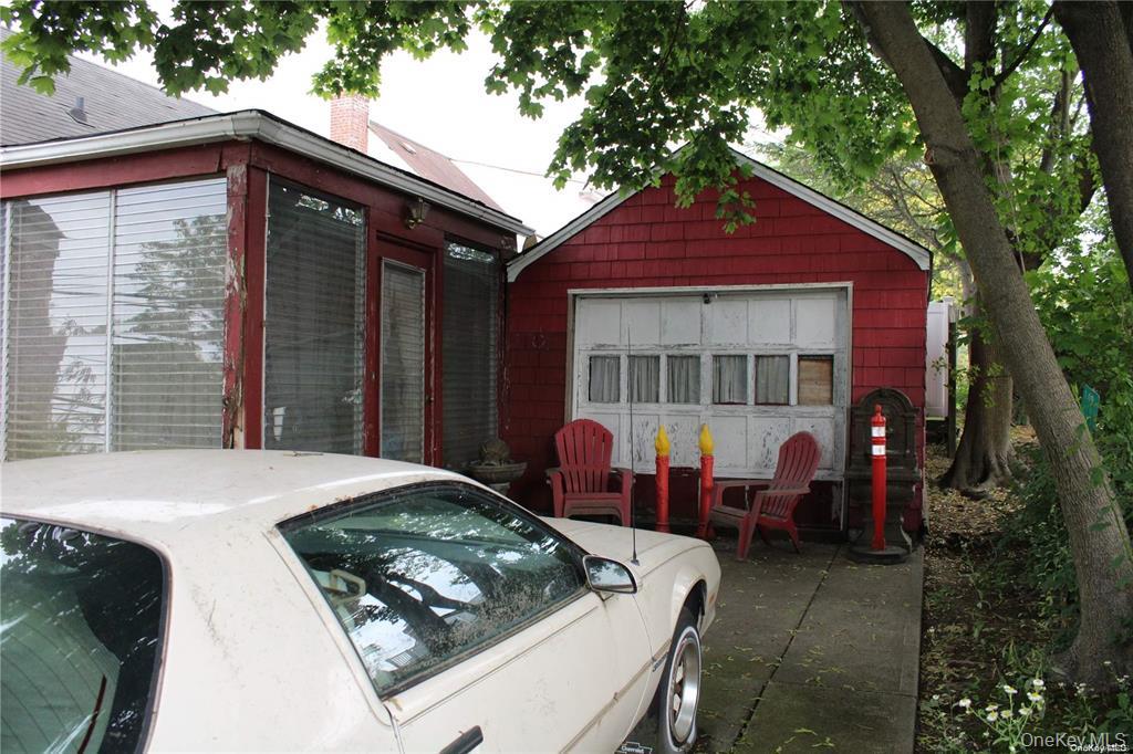 361 Walton Street — photo 7