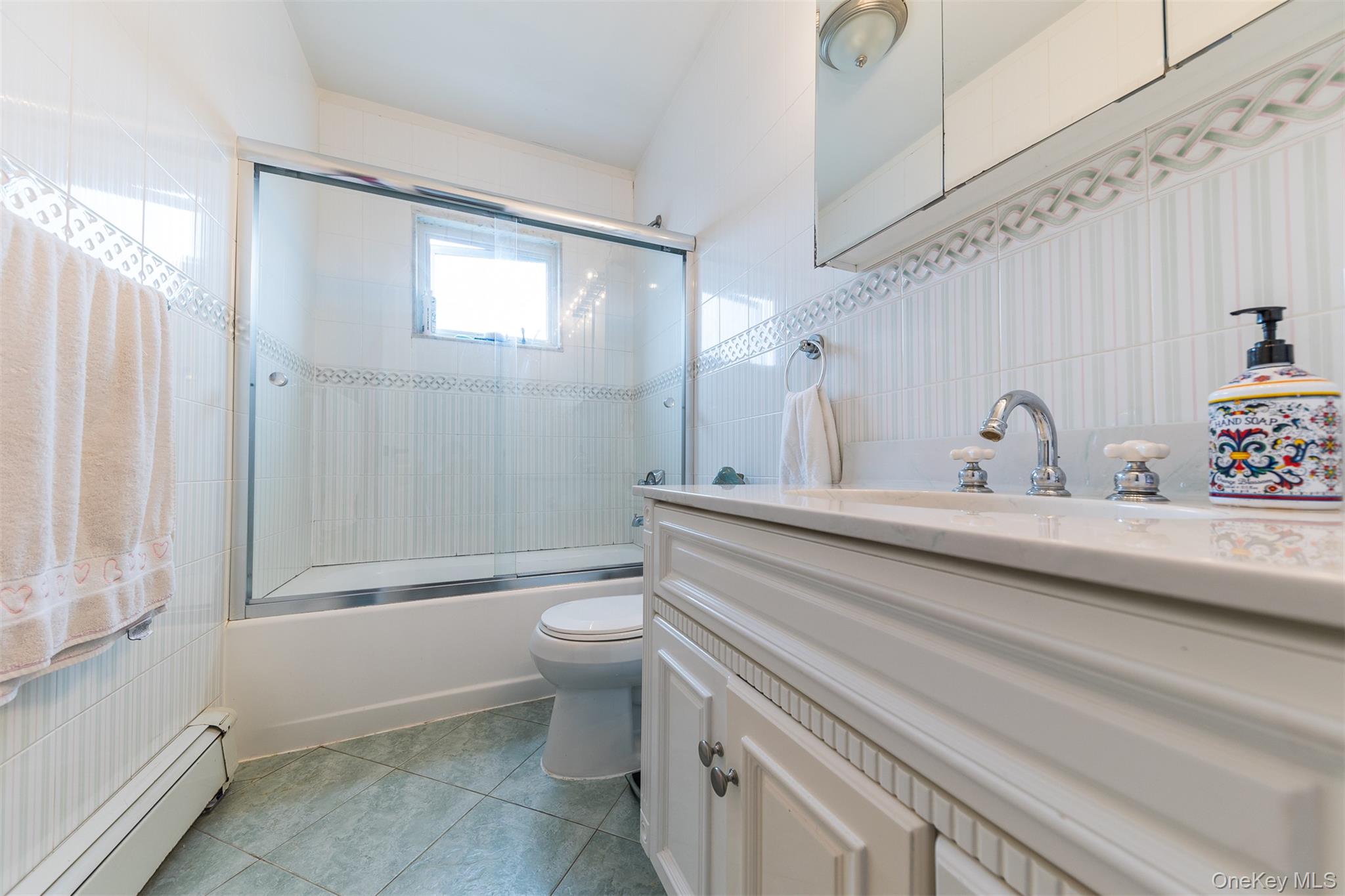 102 Davison Avenue — photo 17