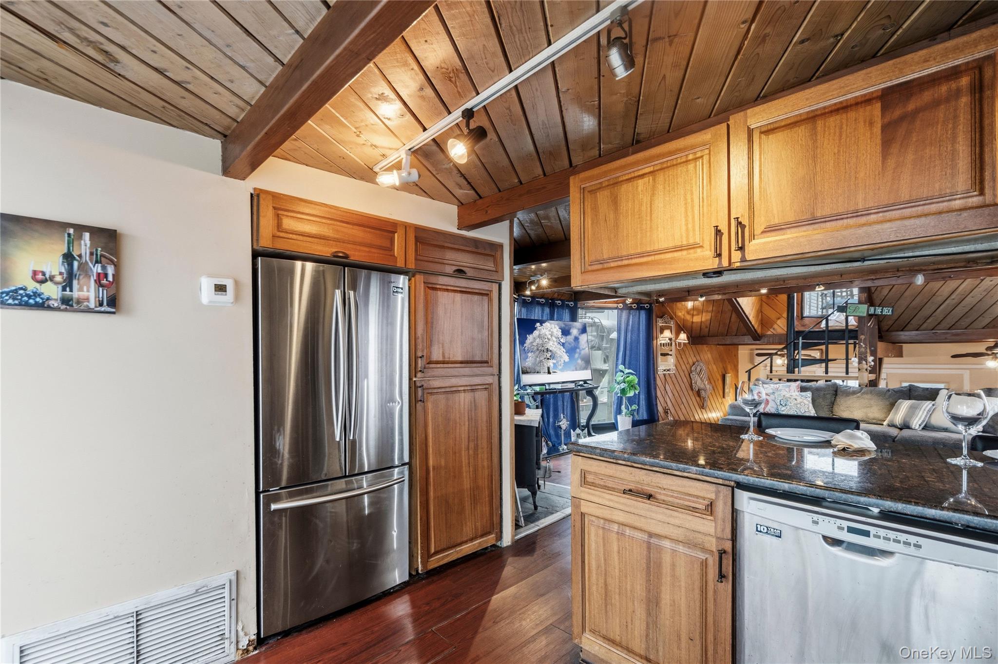 10 Matinecock Avenue #Dock D — photo 24