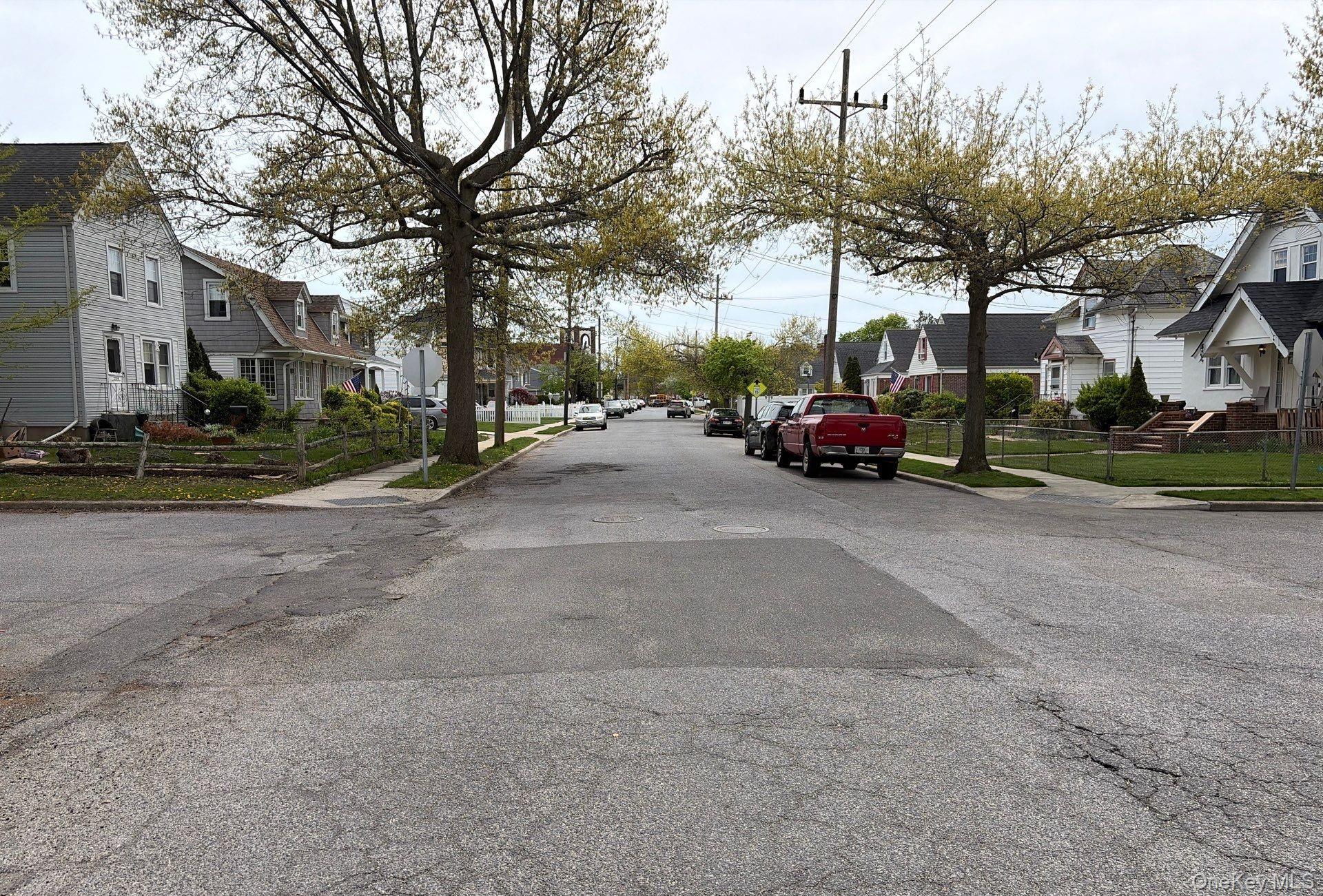2746 Park Avenue — photo 4