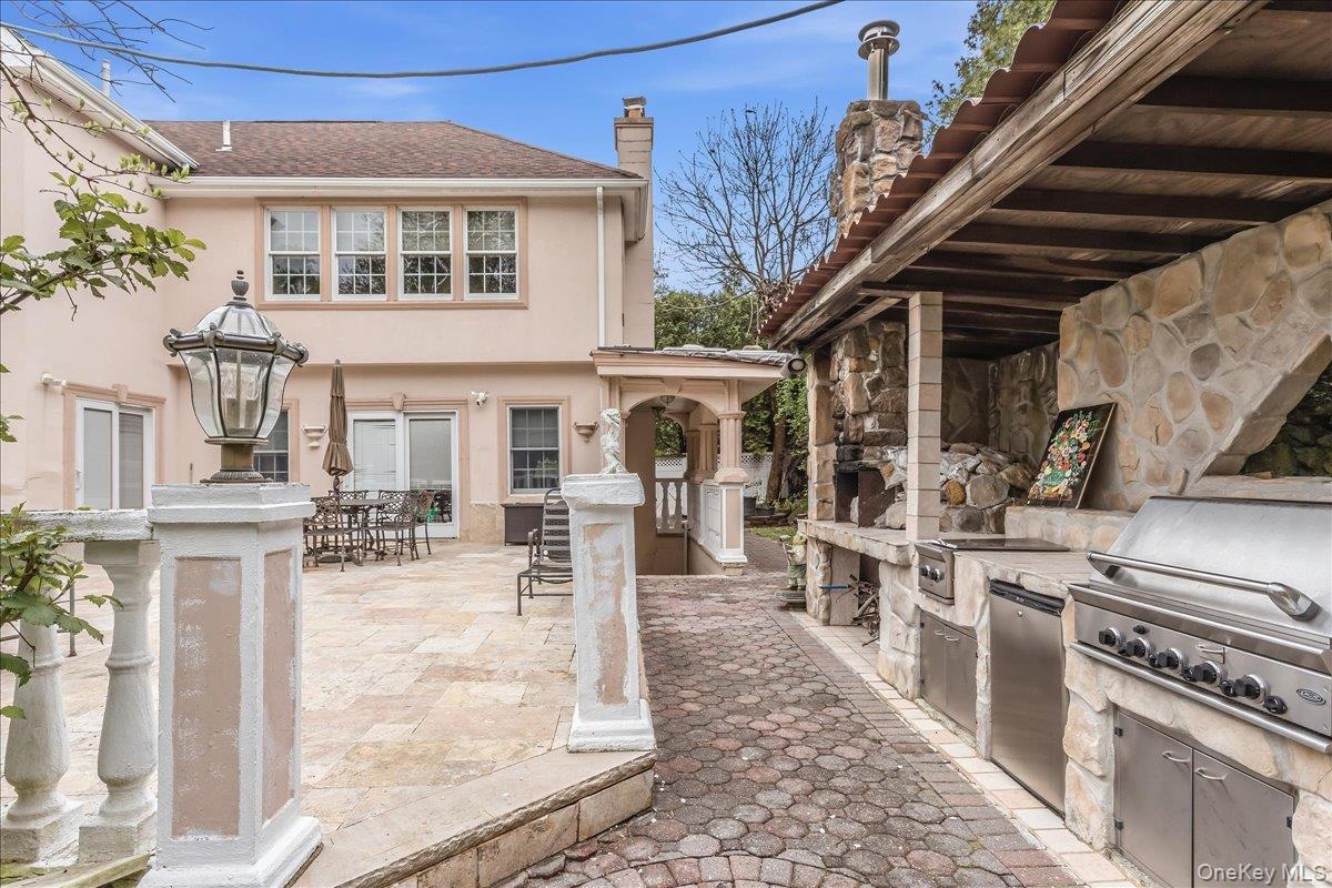 21 Chauncey Place — photo 44