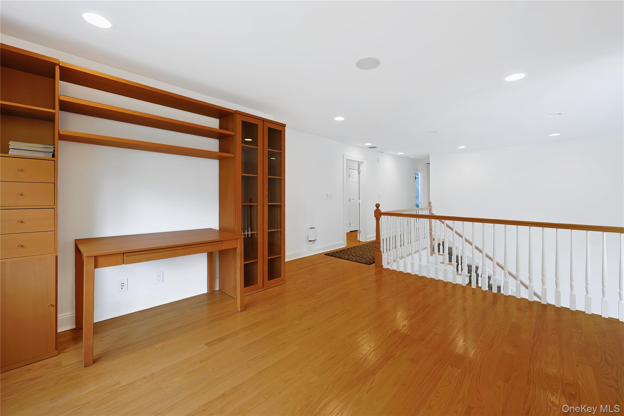 14 Belvedere Court — photo 26