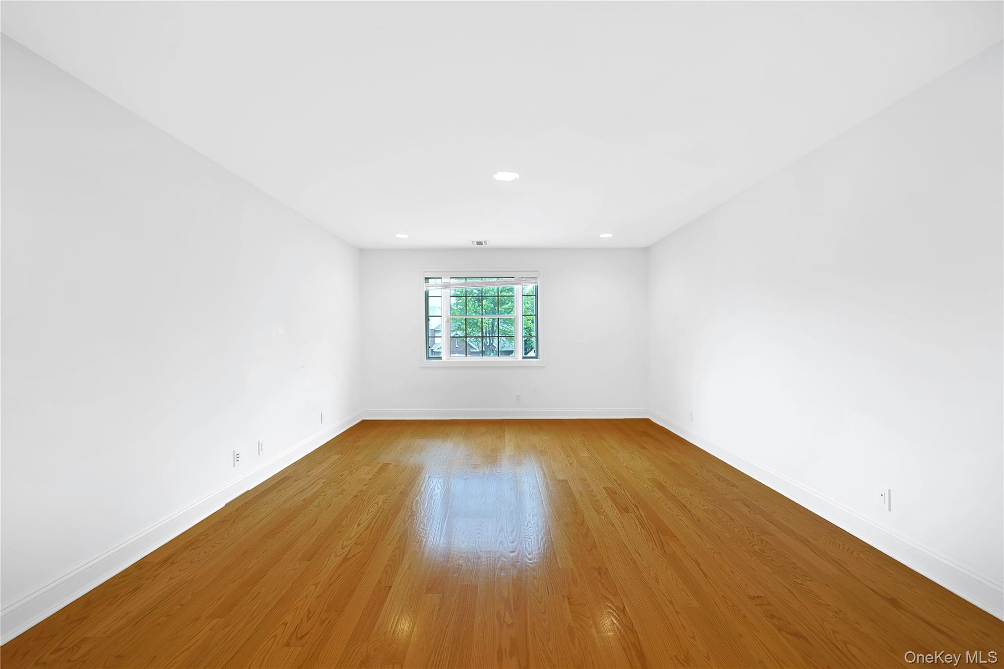 14 Belvedere Court — photo 31