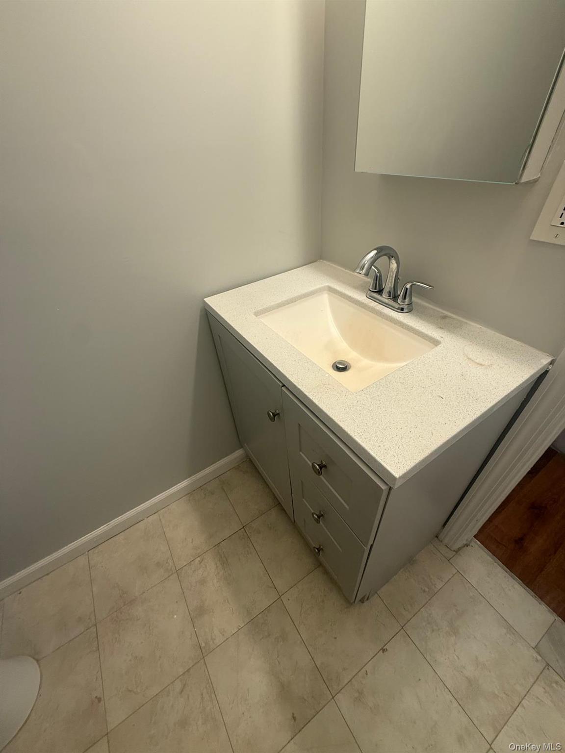 675 Long Beach Avenue — photo 16